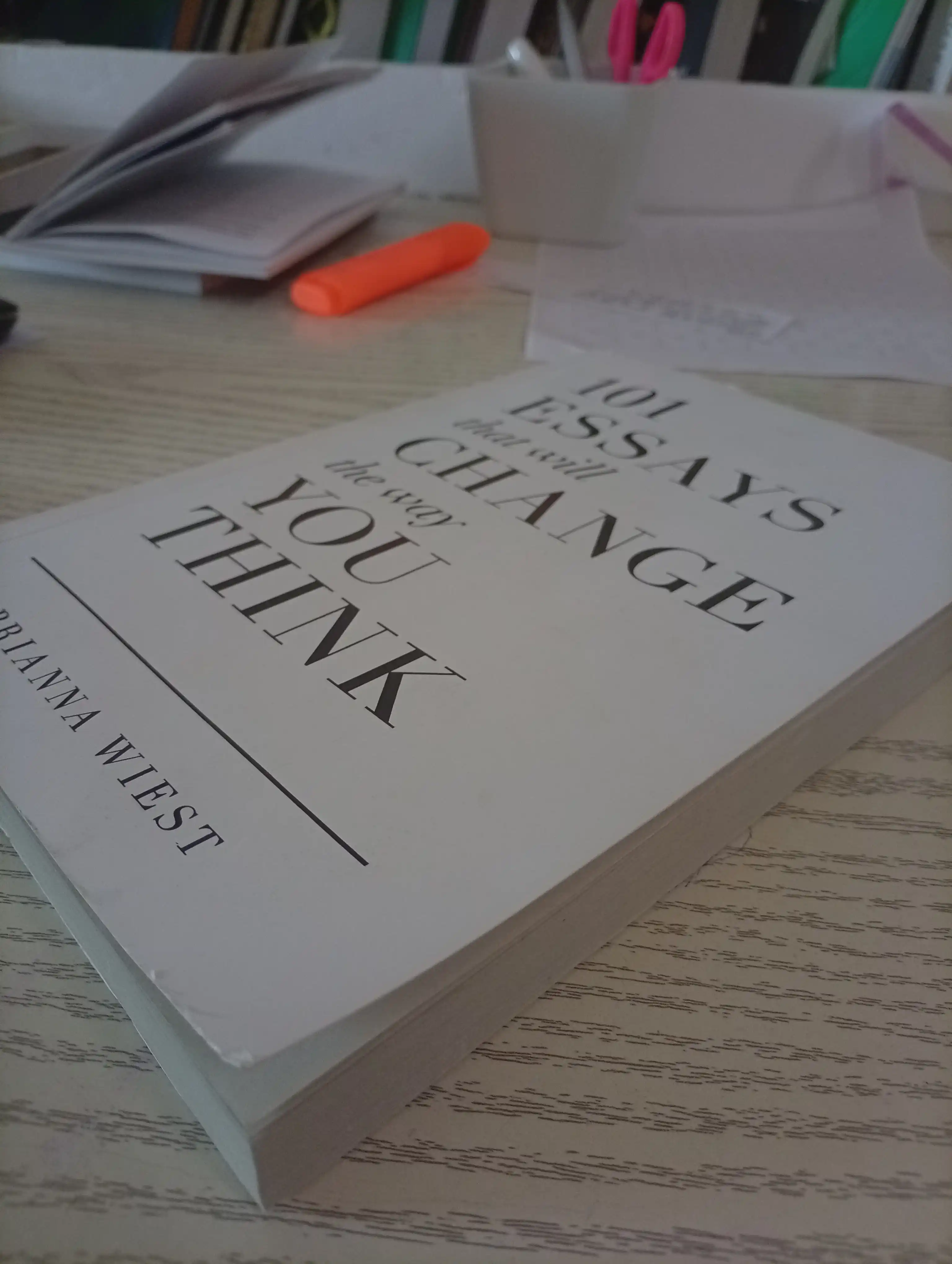 101 Essays that will change the way you think. Can't Hurt Me, David Goggins