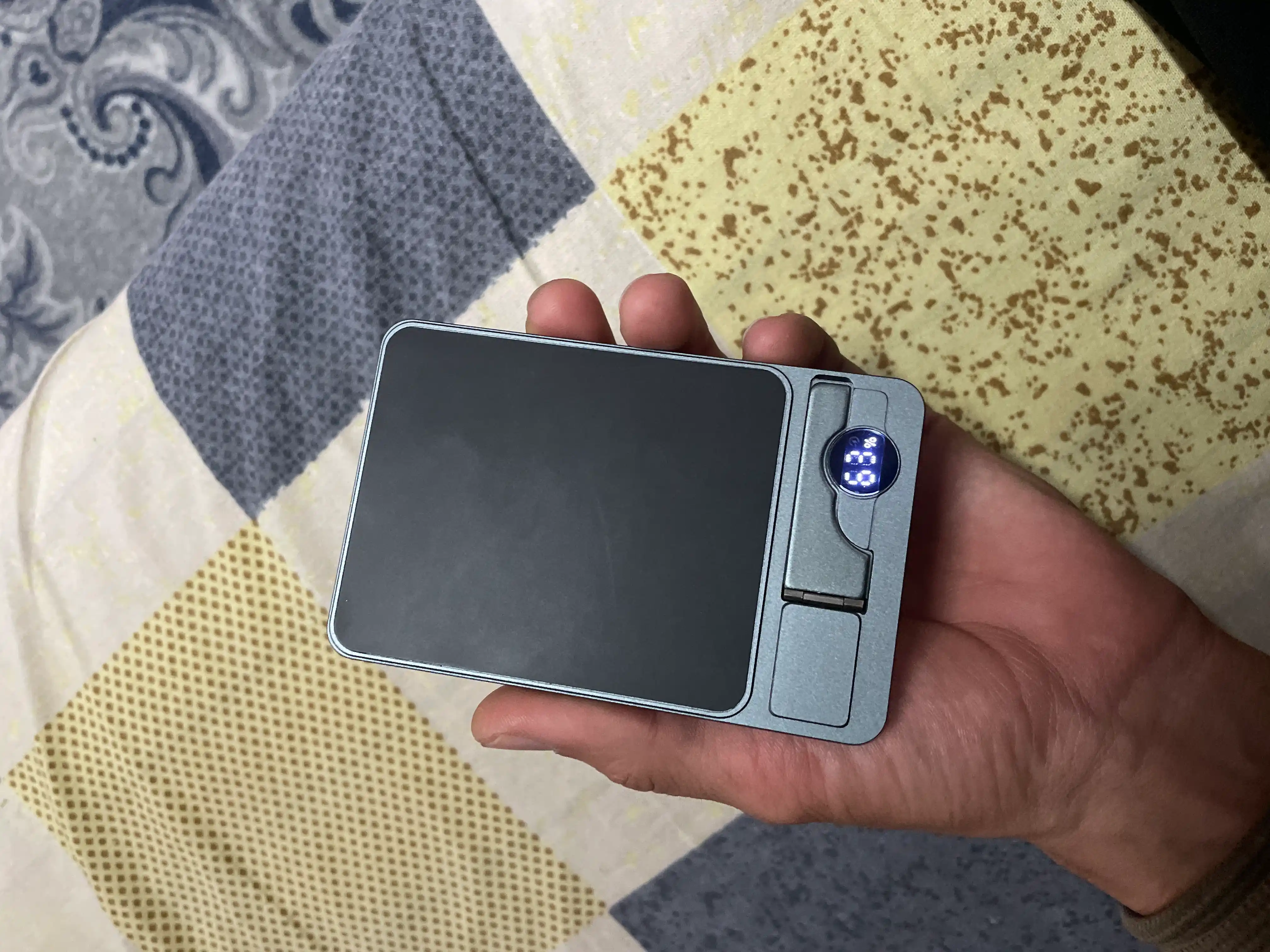 MagSafe tashqi batareyasi, PowerBank 10 000 mAh, 20 Vt magnitli, tez zaryadlanuvchi