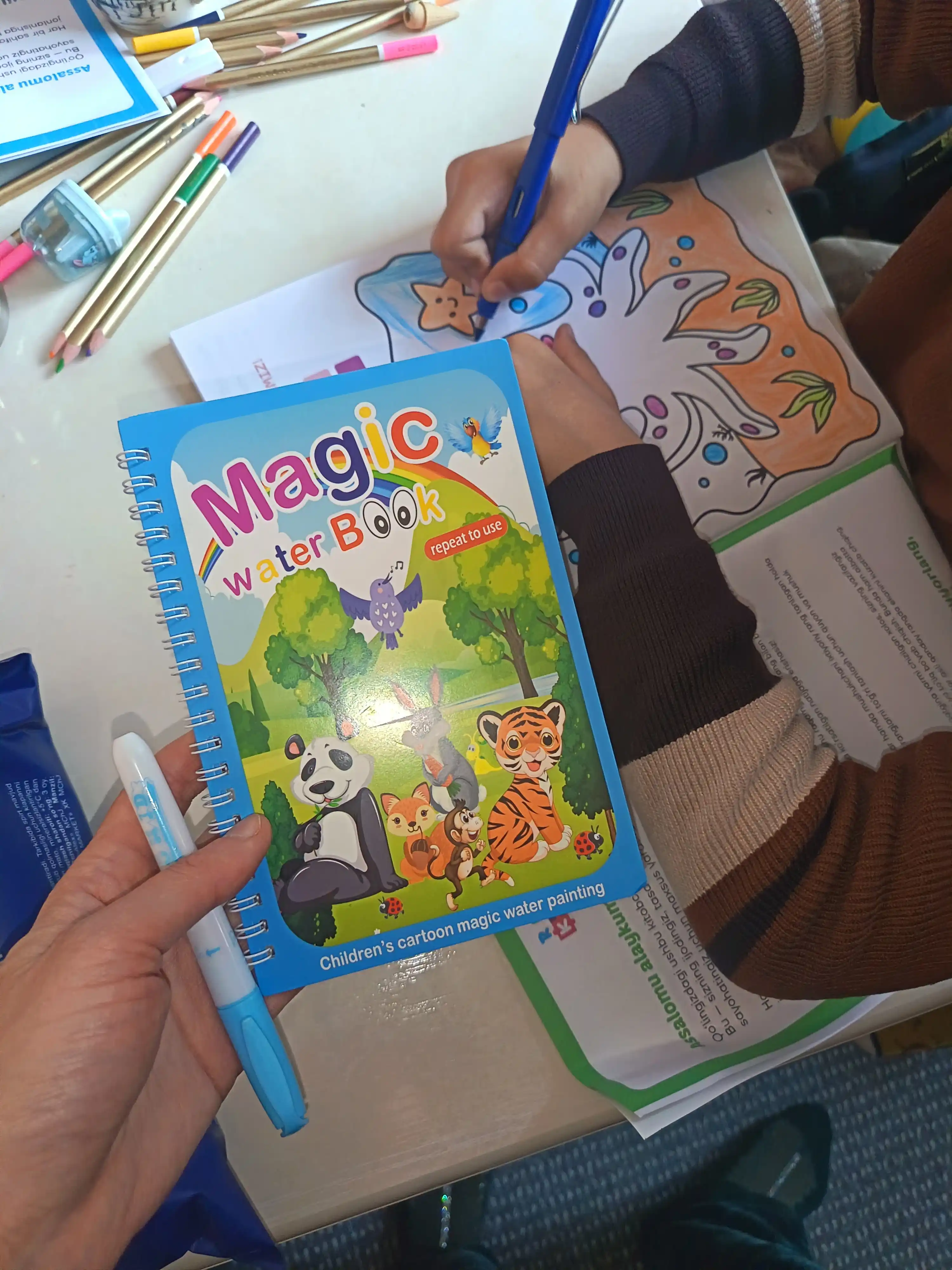 Magic Water Book qayta ishlatiladigan bolalar suv bo'yash kitobi