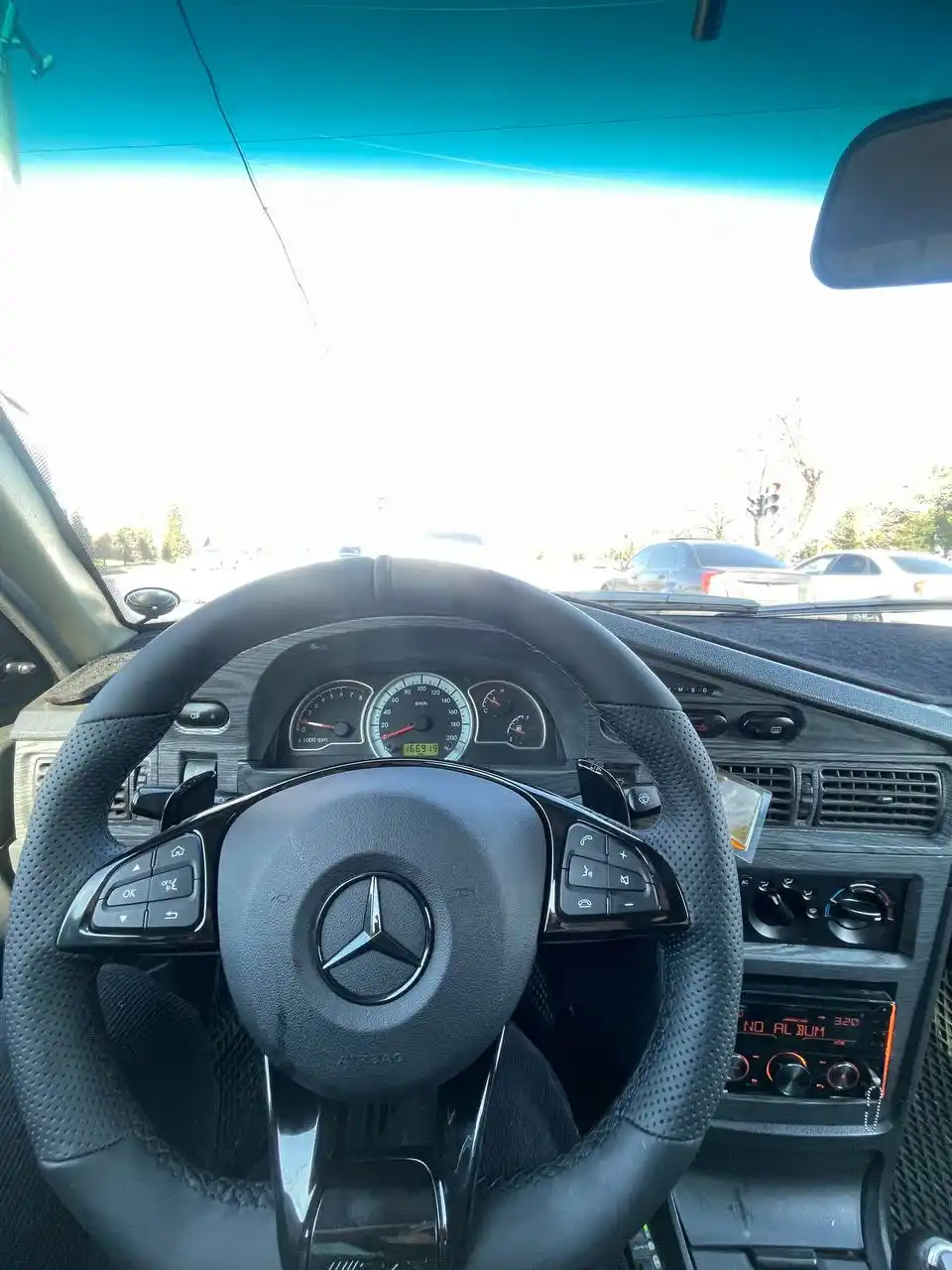 MERC 205 BLACK (Qora)