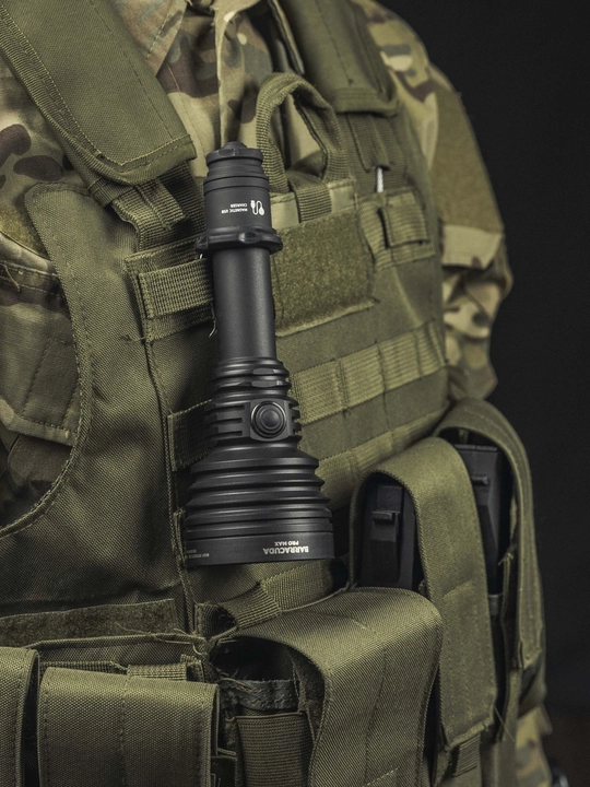 Фонарь-прожектор Armytek Barracuda Pro Max (луч холодный)