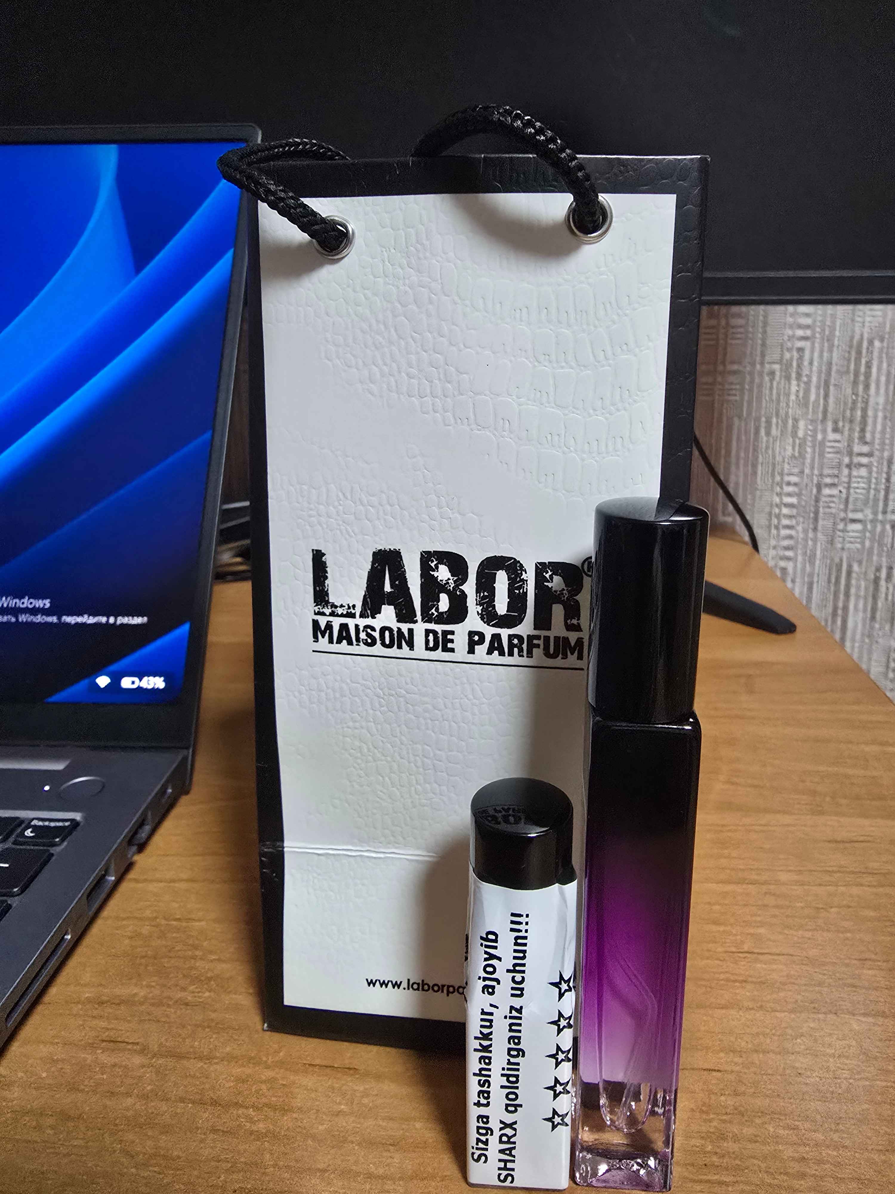 PINK MOLéCULE 090.09 ZARKOPERFUME Erkak va ayollar parfyumi flakonlarda, LABOR