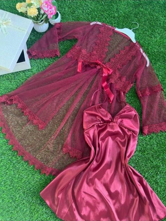 Tungi kiyimlar ayollar, pijama va dvoykalar ayollar uchun