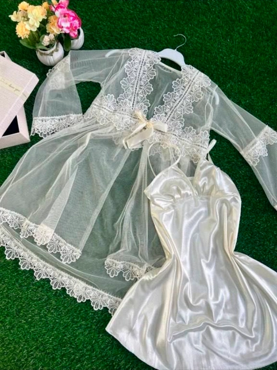 Tungi kiyimlar ayollar, pijama va dvoykalar ayollar uchun