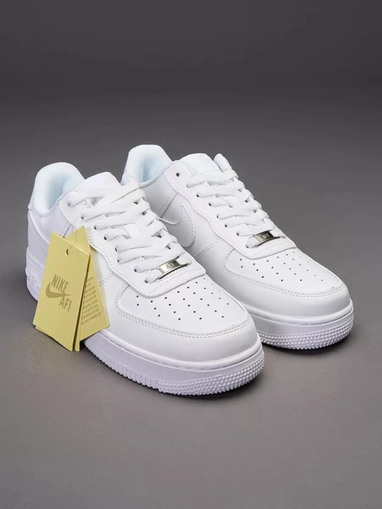 Erkaklar krossovkalari NikeAirforse clasic