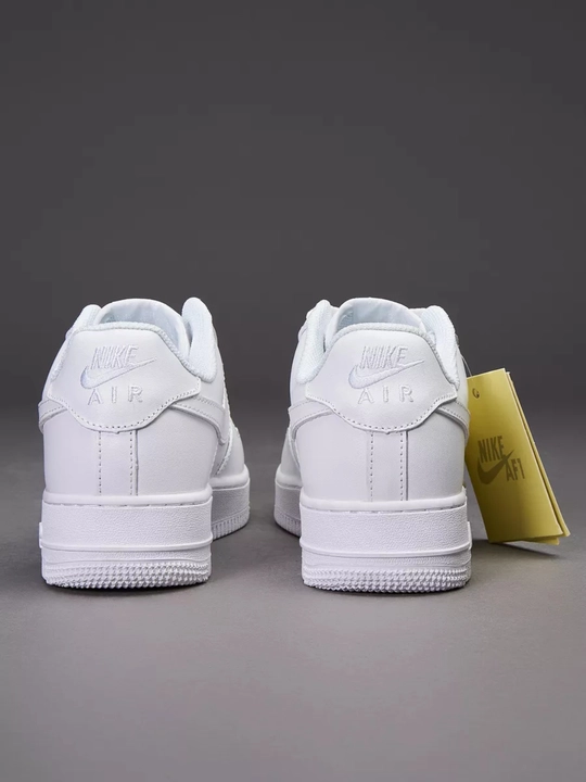 Erkaklar krossovkalari NikeAirforse clasic