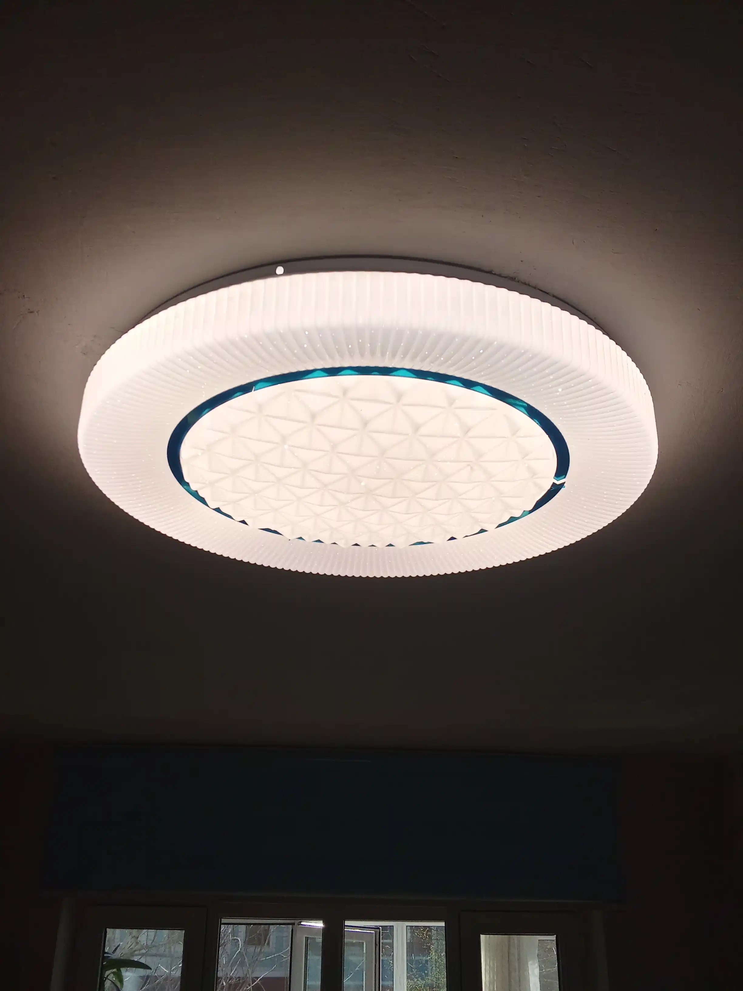 LED потолочная люстра 40/50 см, 3 режима света, 70–96 Вт, до 25–30 м² стильный дизайн