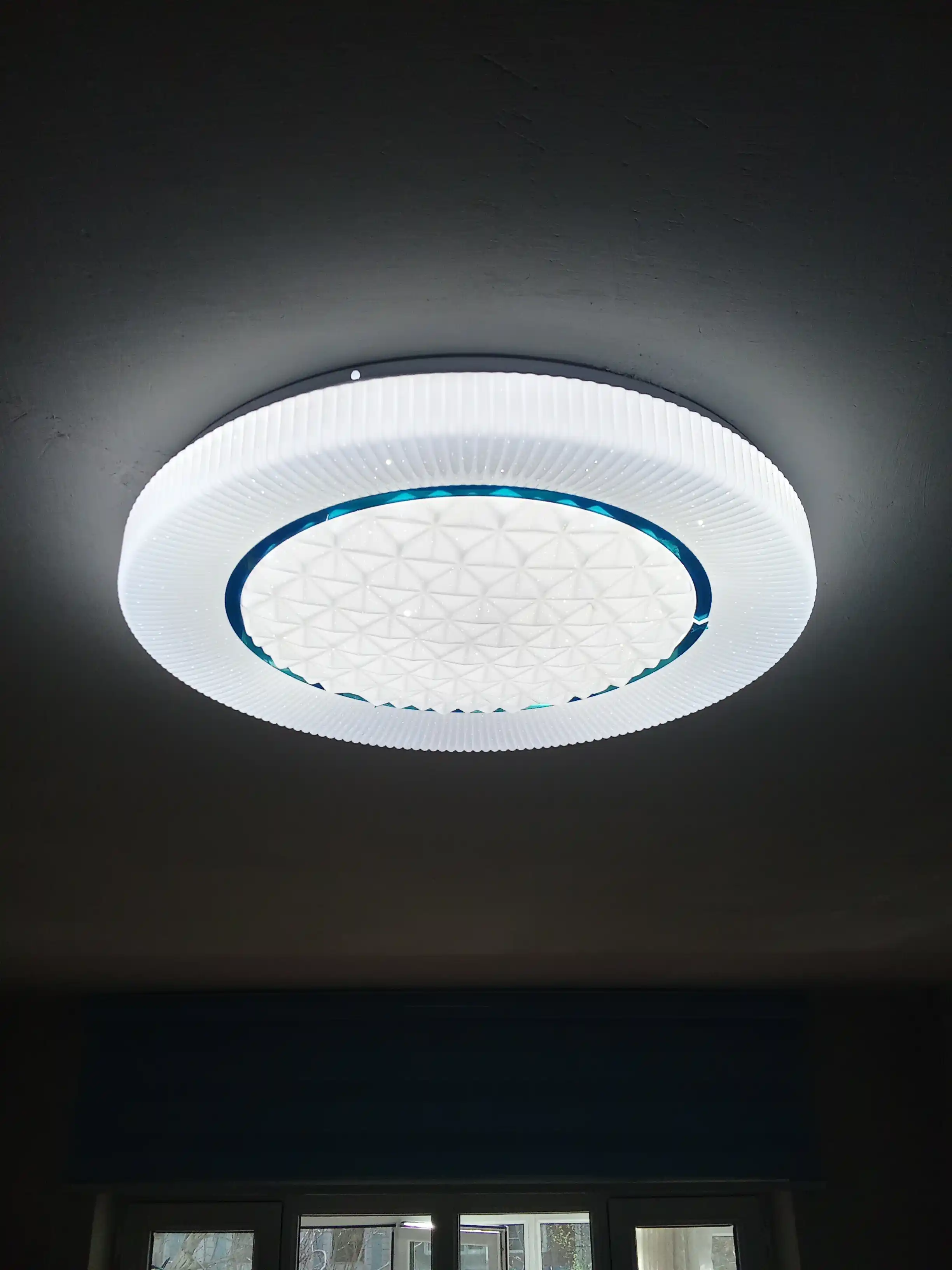 LED потолочная люстра 40/50 см, 3 режима света, 70–96 Вт, до 25–30 м² стильный дизайн