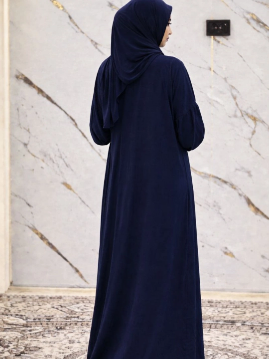Ayollar uchun islomiy uslubdagi keng kesimli uzun abaya libosi hijob bilan mos