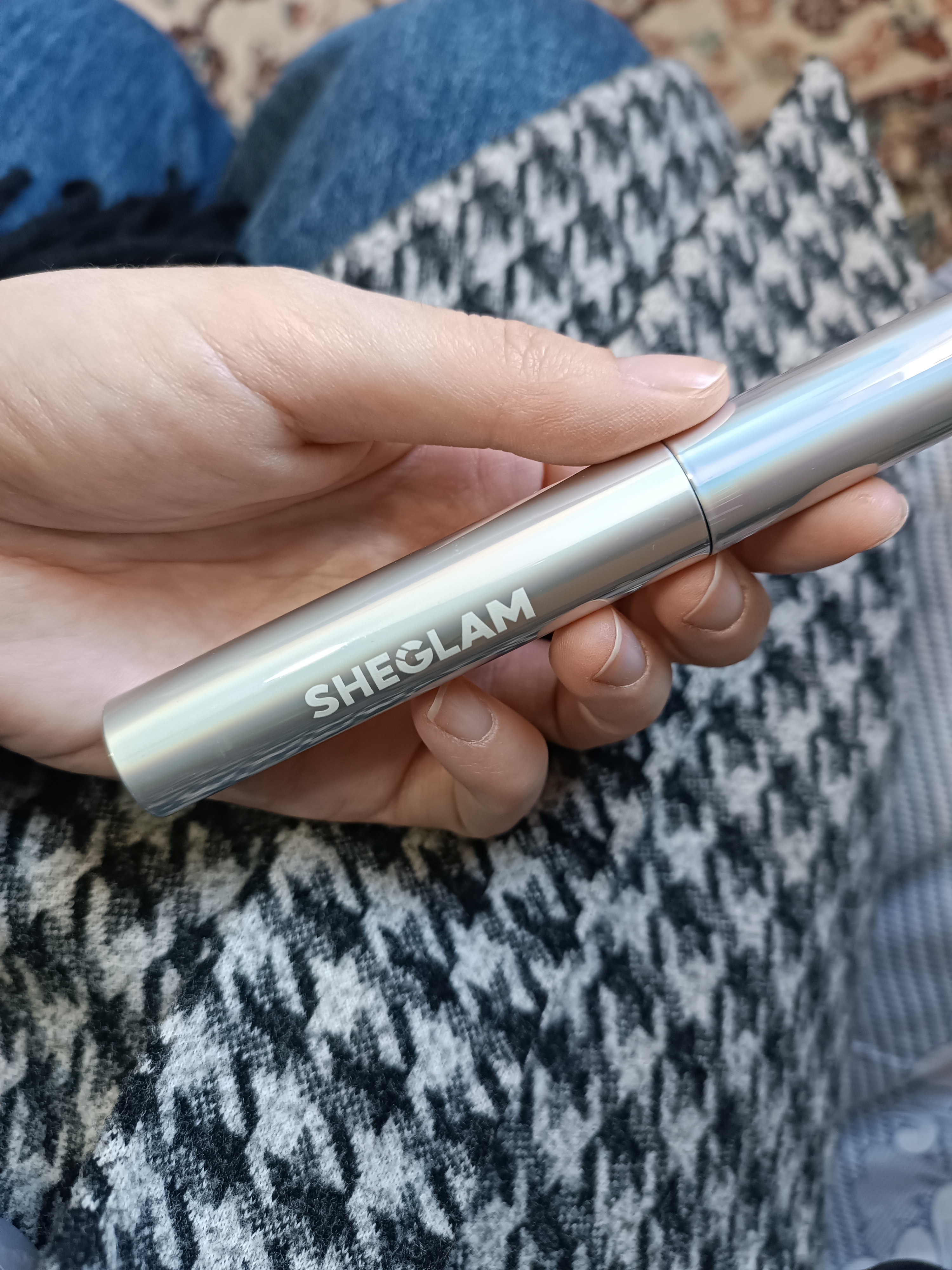Черный тушь для ресниц с удлиняющим эффектом SHEGLAM Volume & Length Mascara