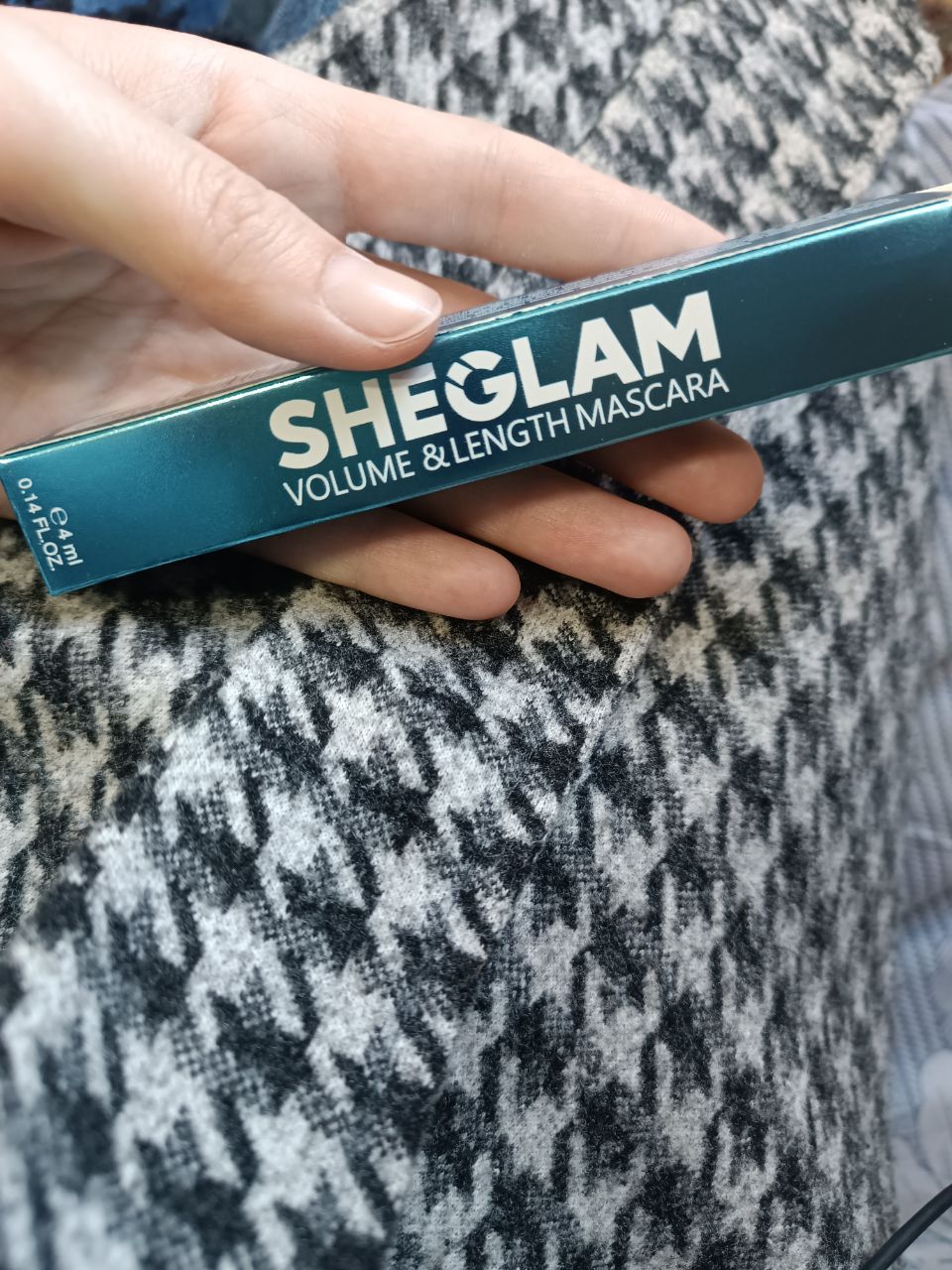 Черный тушь для ресниц с удлиняющим эффектом SHEGLAM Volume & Length Mascara
