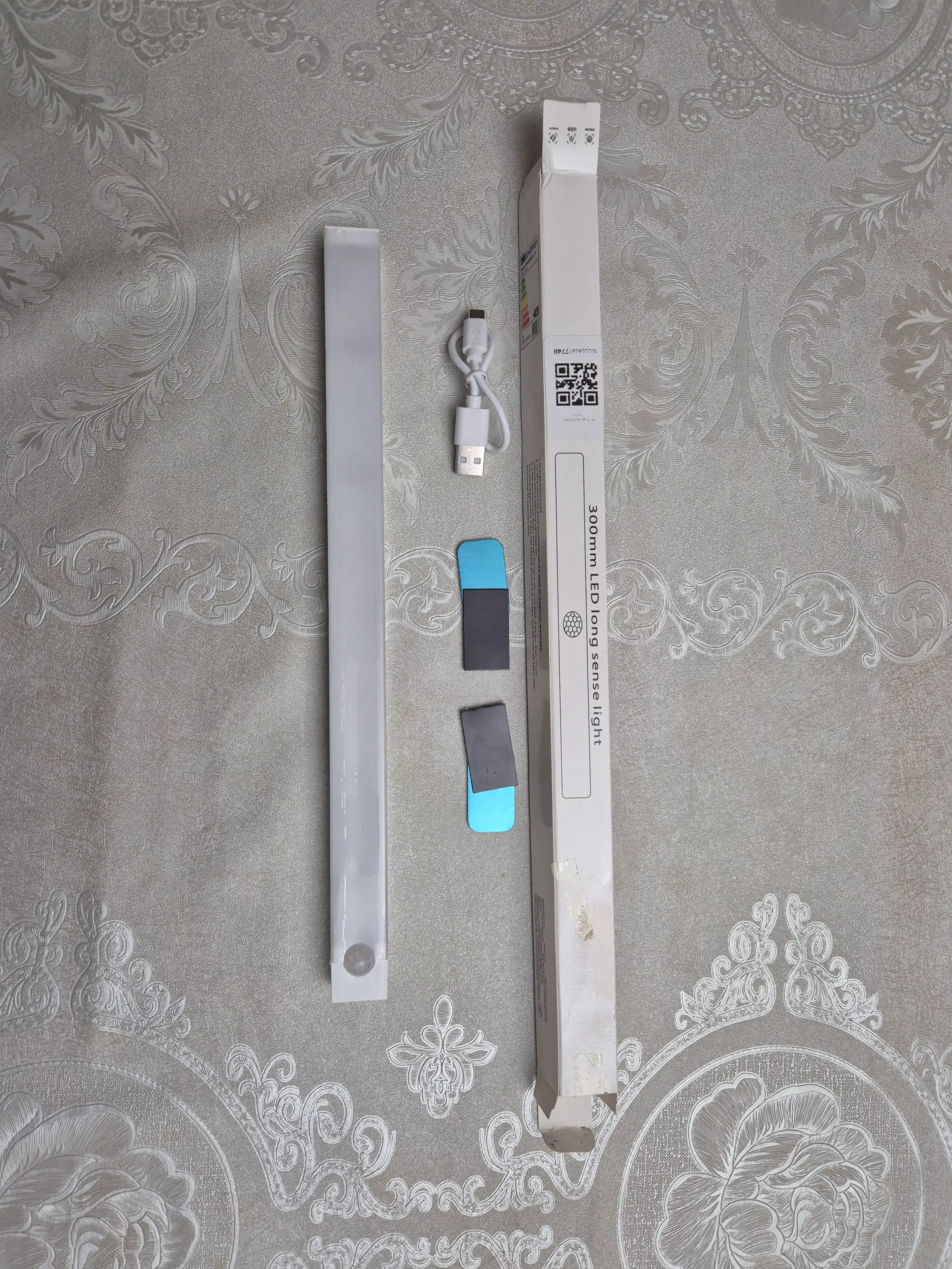 Magnit harakat sensorli chiroq, 3 rejim, USB zaryadlash bilan simsiz tungi chiroq