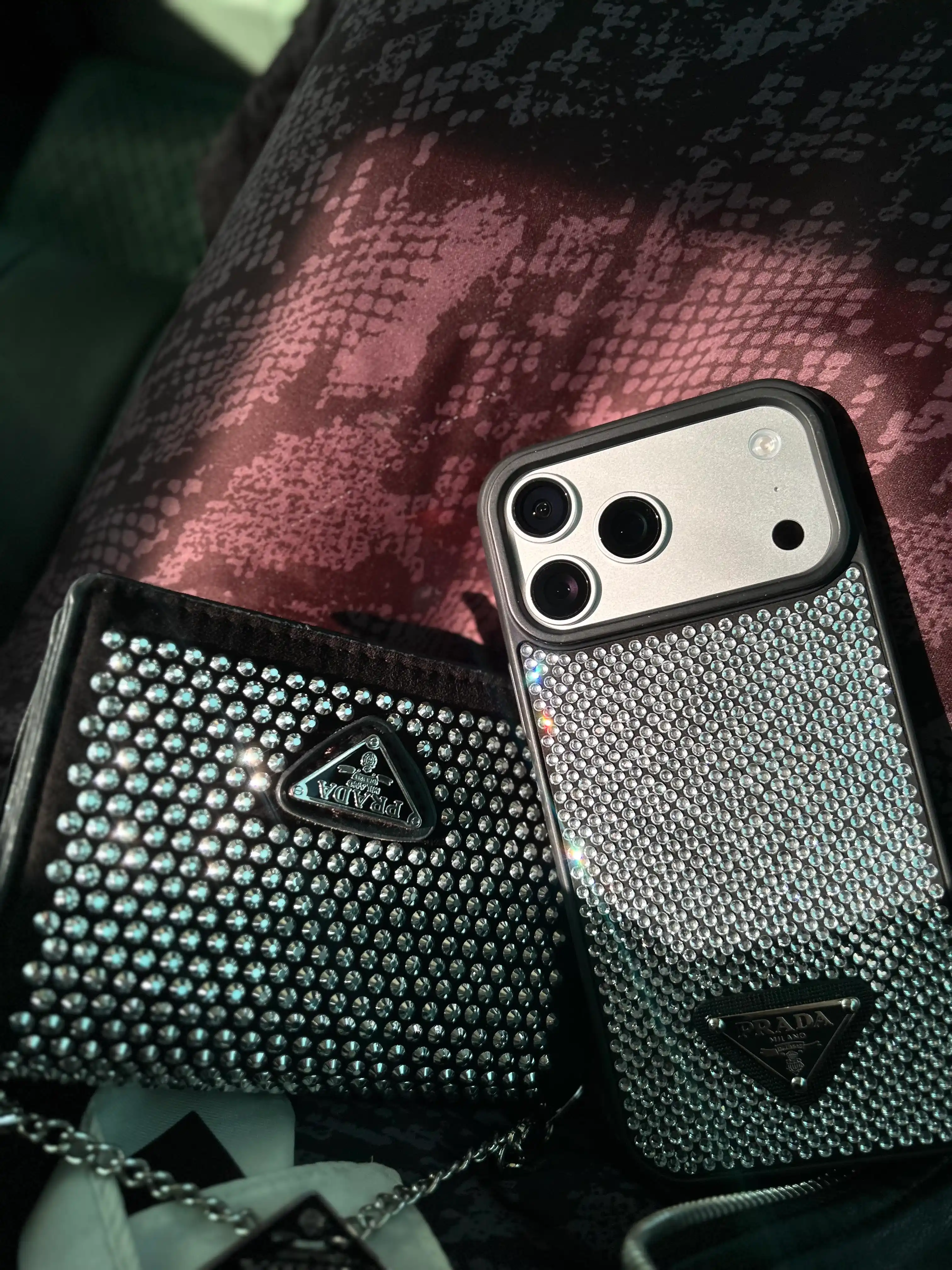 Чехол с блестящим камнем, для iPhone 13, 14, 15, 16, pro, 17 pro, max