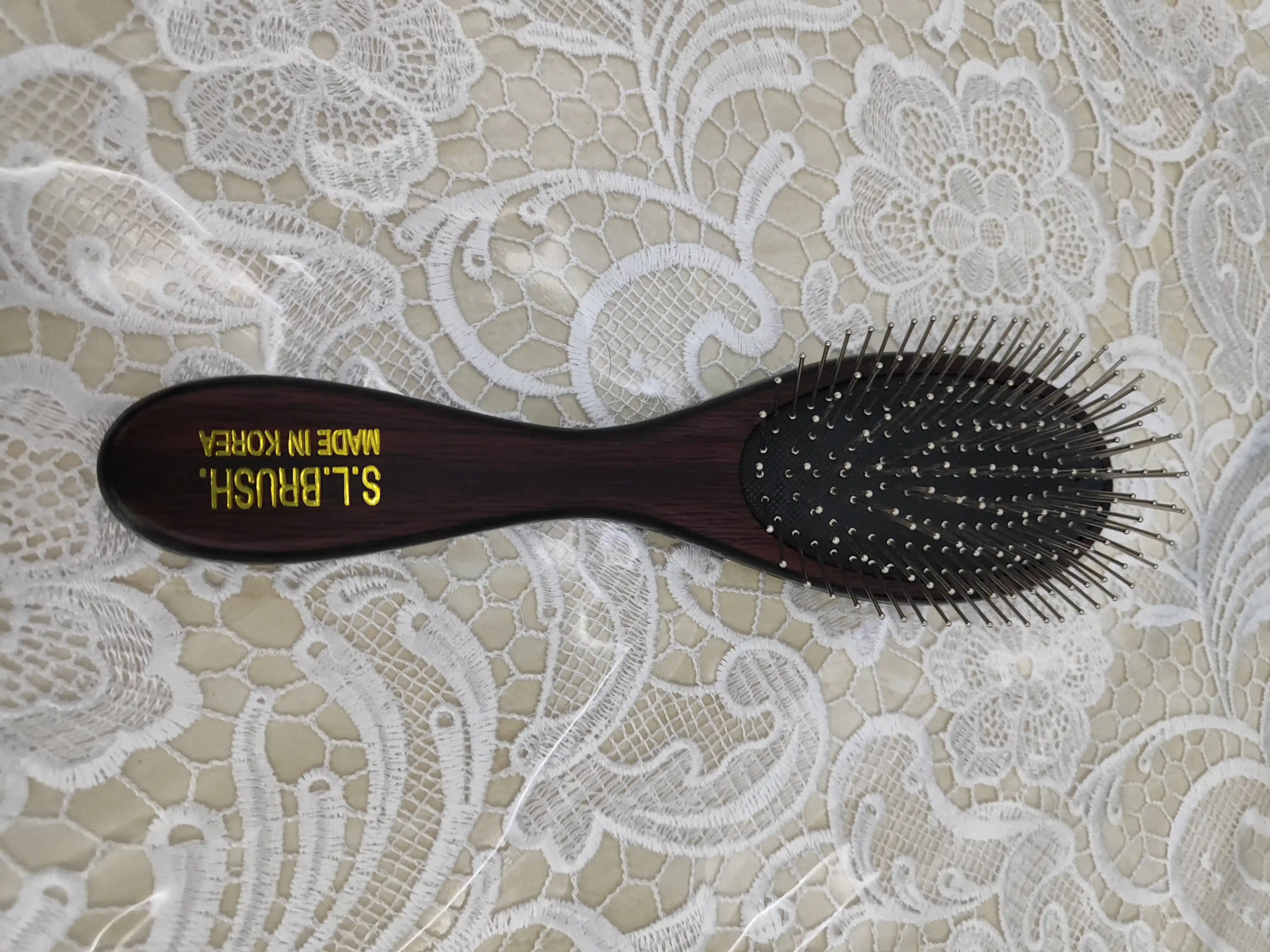 Koreyscha soch massaj tarog‘i, metall tishli Seung Lee Brush, o‘rtacha