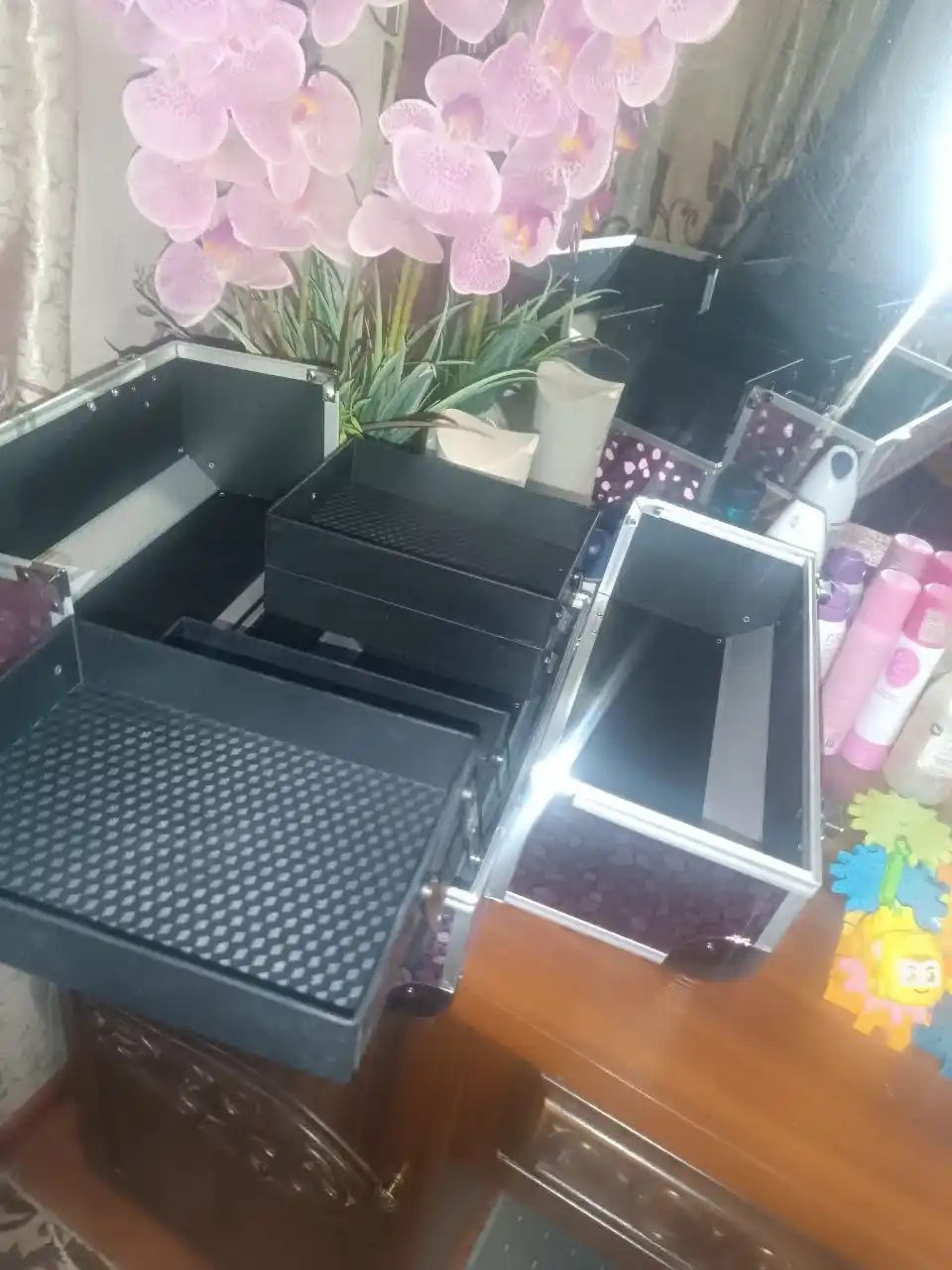 Бьюти бокс, кейс для визажиста, стилиста и мастера маникюра, бьюти-кейс для косметики