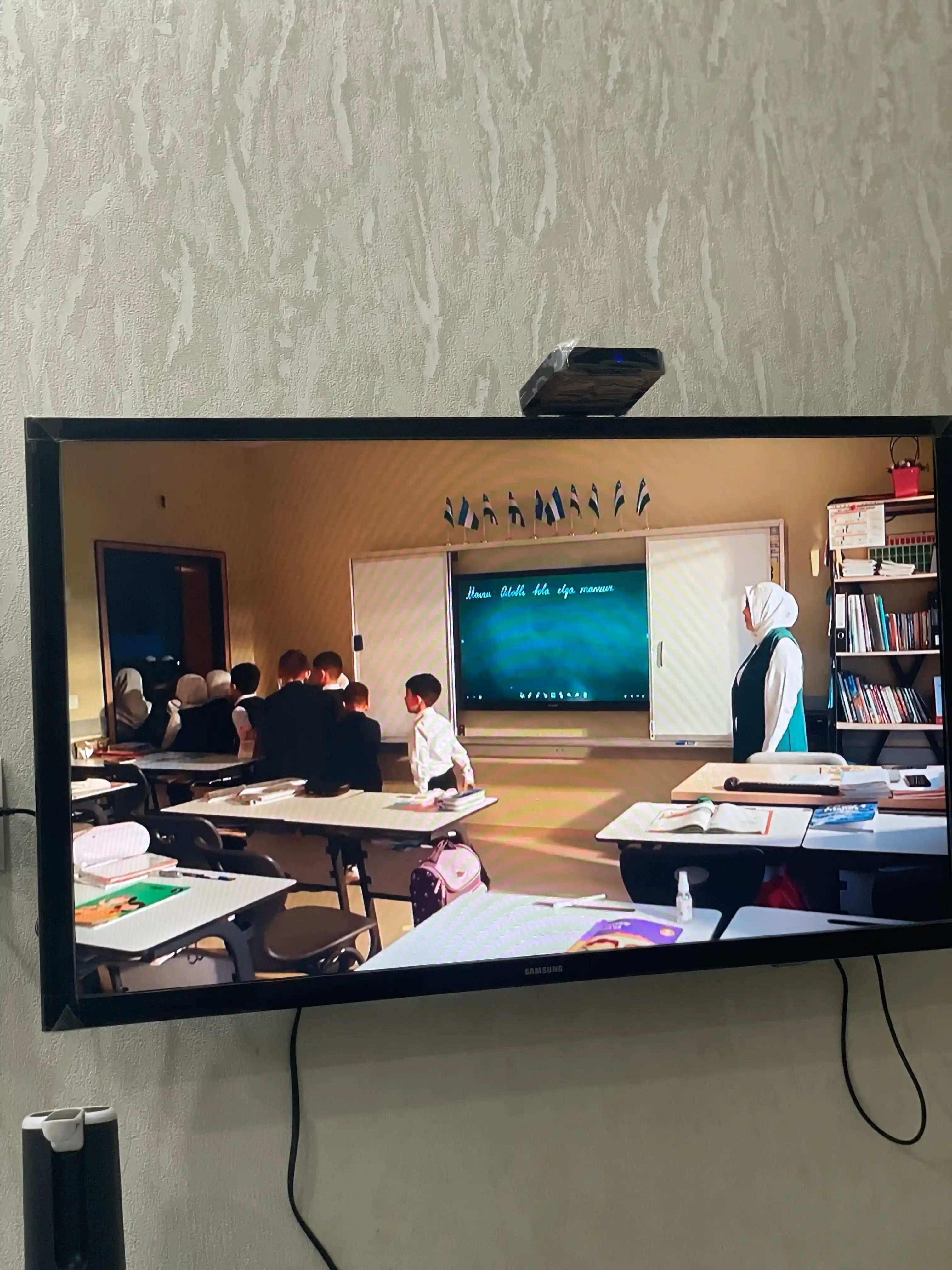 Android TV приставка X96Q 4K / Смарт ТВ бокс / Google TV Wi-Fi H.265 / Allwinner H313
