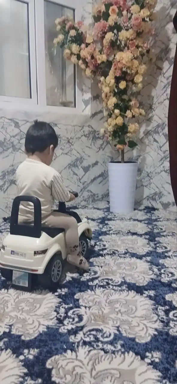 Bolalar avtomobili Tolokar Range-rover, 3-5 yoshgacha