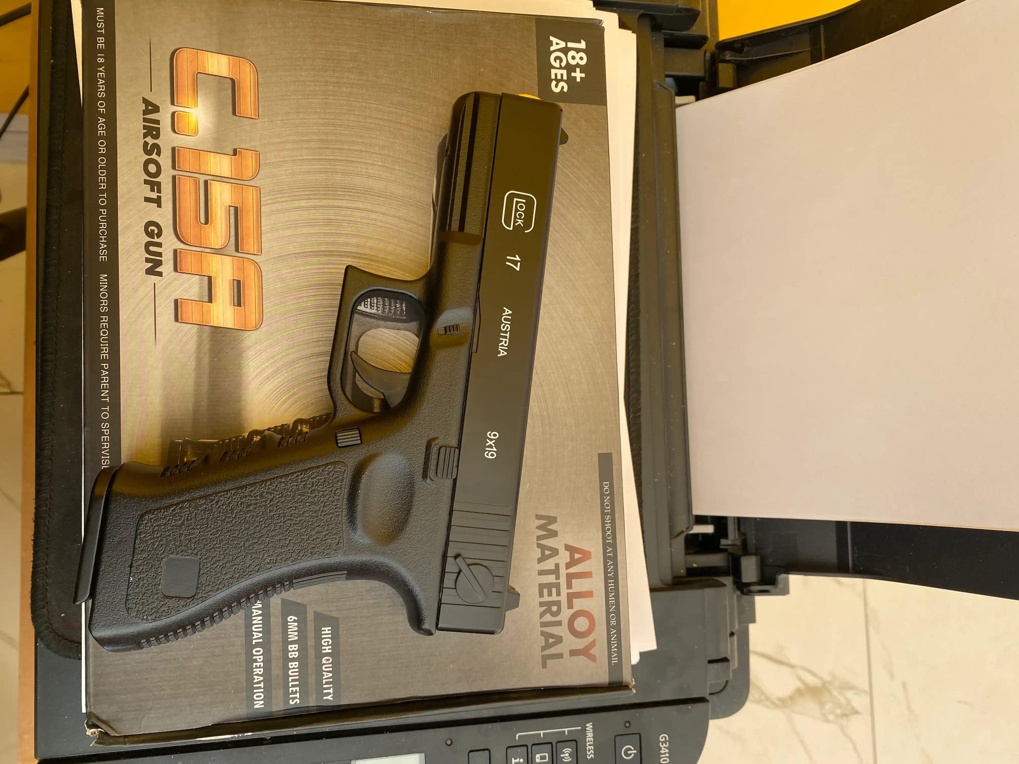 Игрушечный пневматический пистолет Airsoft Gun C15A, 18+, 6 мм BB, черный
