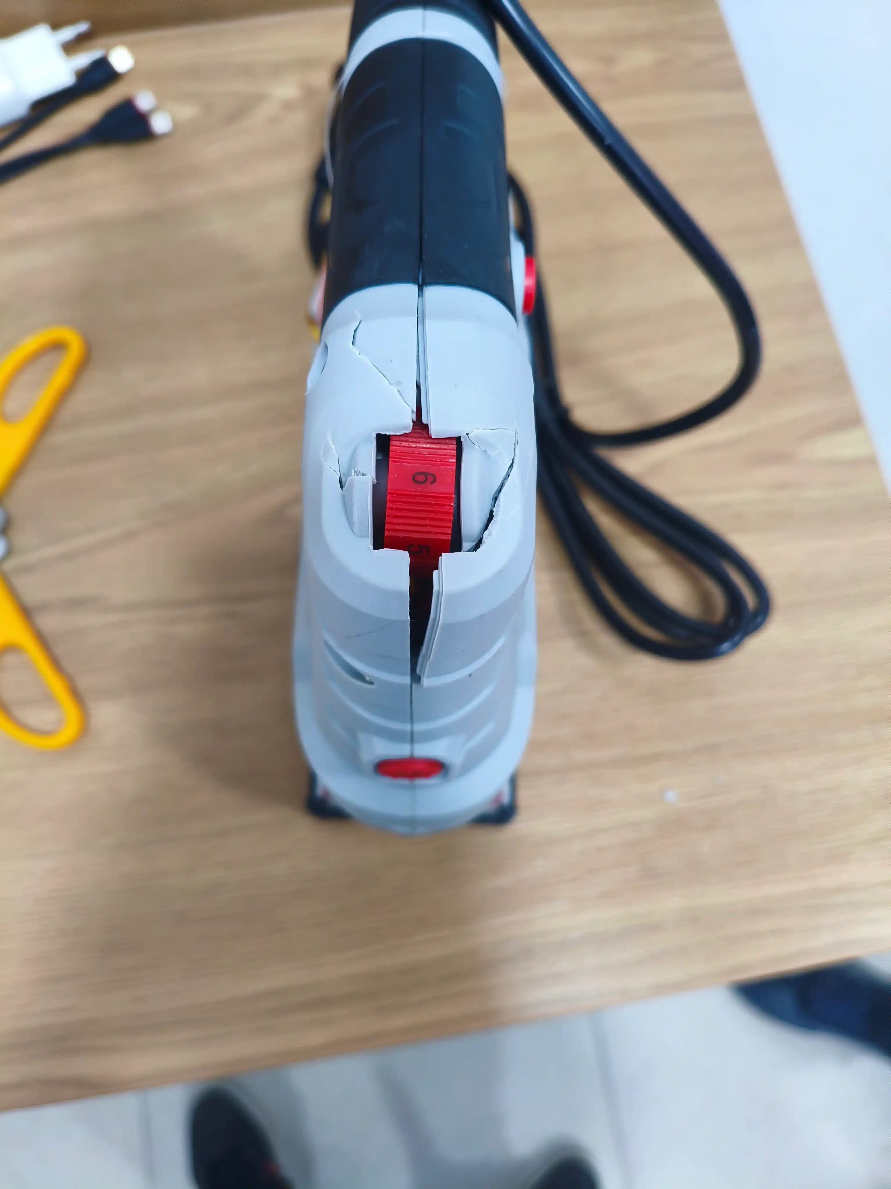 Elektr jigsa L-100/850 Resanta art. 75/9/4