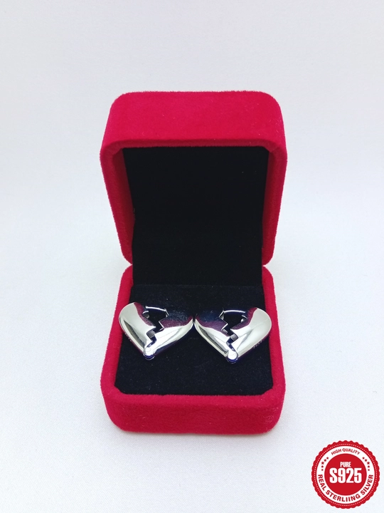 Серьги ALIXANDRA из серебра 925 пробы — женские серьги в форме сердца