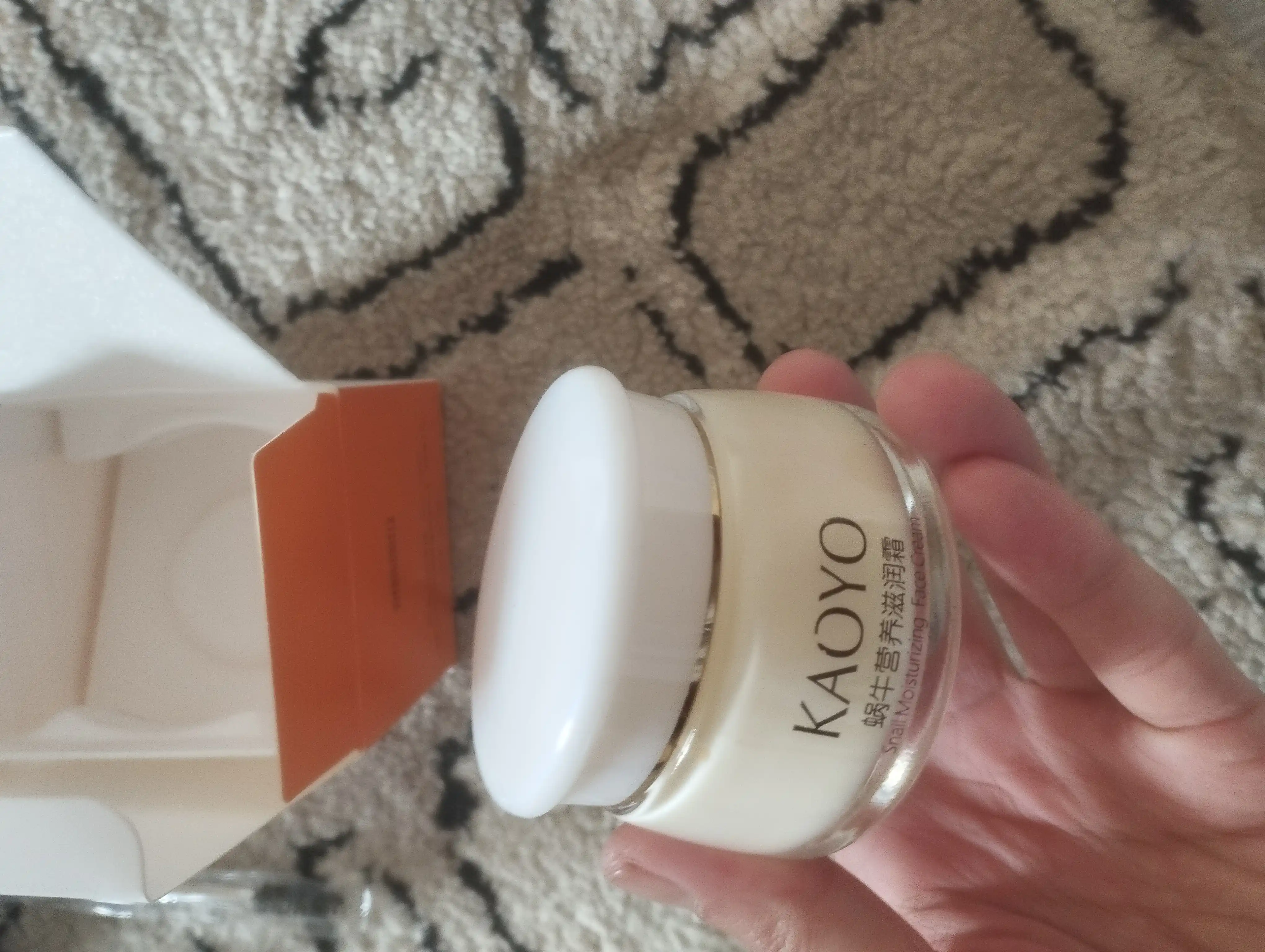 Oziqlantiruvchi va namlantiruvchii yuz kremi, shilliqurti ekstrakti Collagen