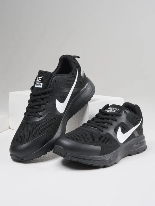Nike erkaklar krossovkalari - yengil va nafas oladigan yozgi sport poyabzali