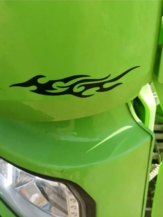 Mototsikl orqa ko‘zgusi uchun olovli stikerlar, 2 dona