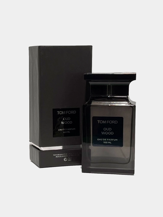 Erkaklar va ayollar uchun parfyumlangan suvi, Tom Ford Oud Wood
