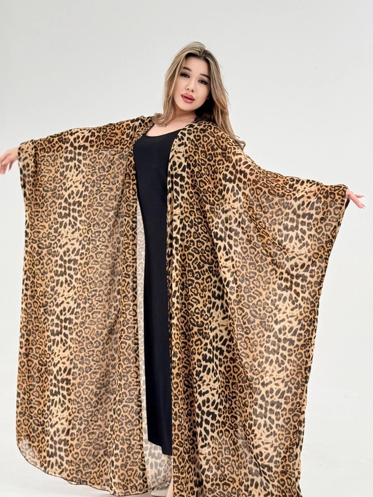Gʹlamur uslubida tikilgan abaya, yengil va qulay - 