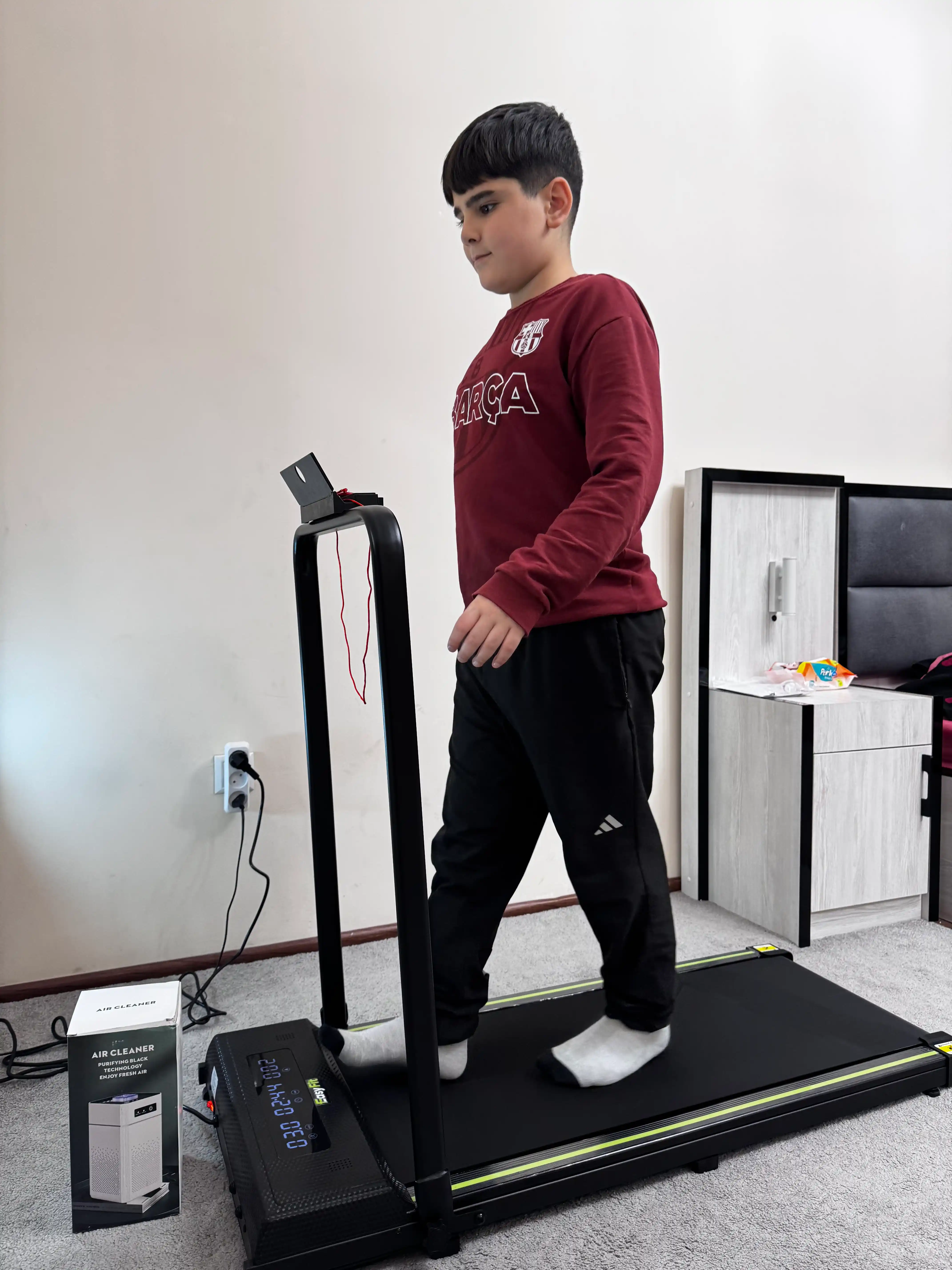 Yugurish yo‘lagi HOMEX H7, 120 kg gacha, elektr, yig‘iladigan