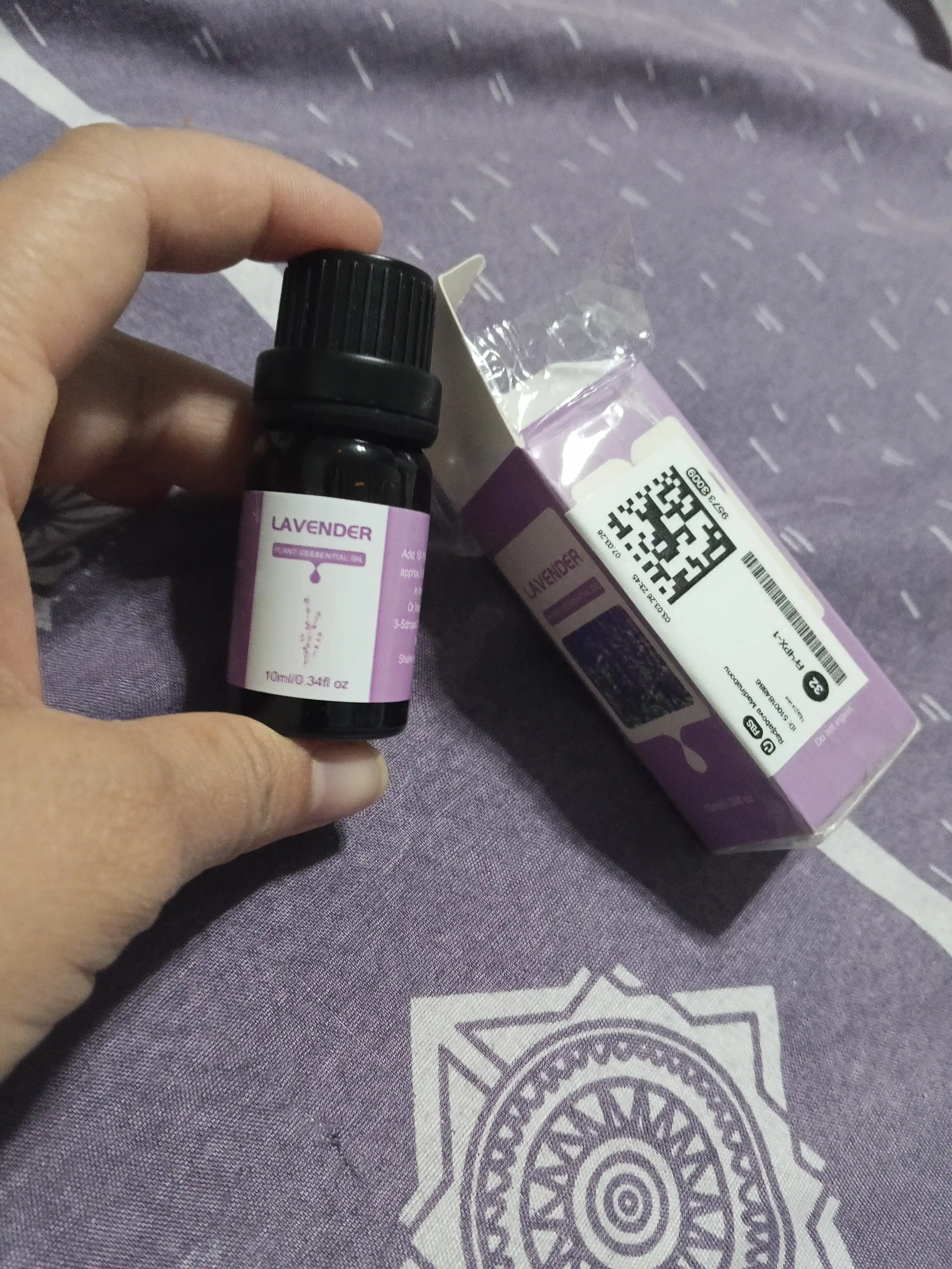 Avtomobil va uy uchun havo namlagichi uchun aromali efir moyi