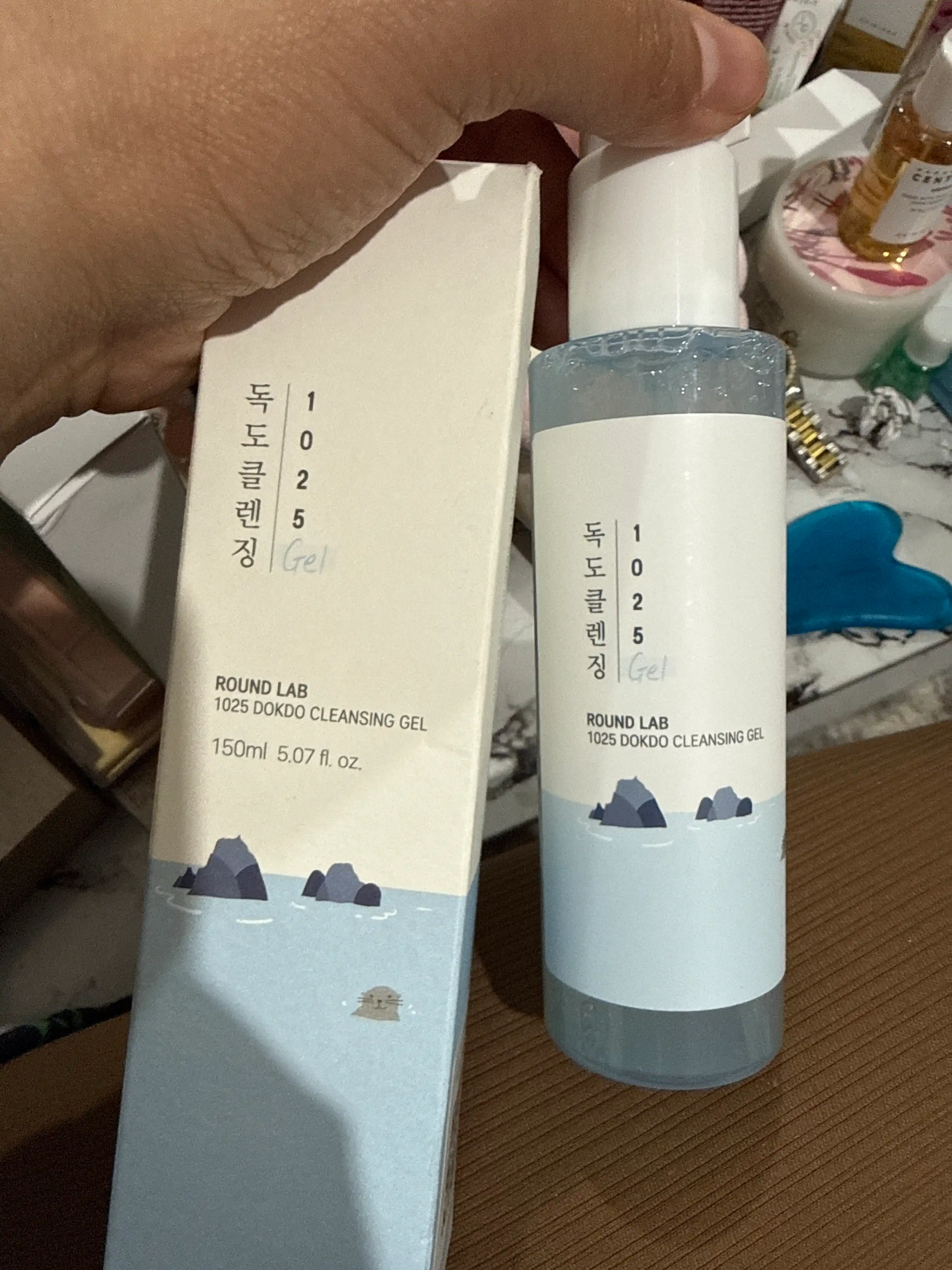 Yuz uchun tozalovchi gel Round Lab 1025 Dokdo Cleansing Gel