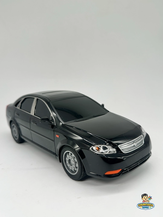 Chevrolet Gentra на пульте управление, в белом и черном цвете