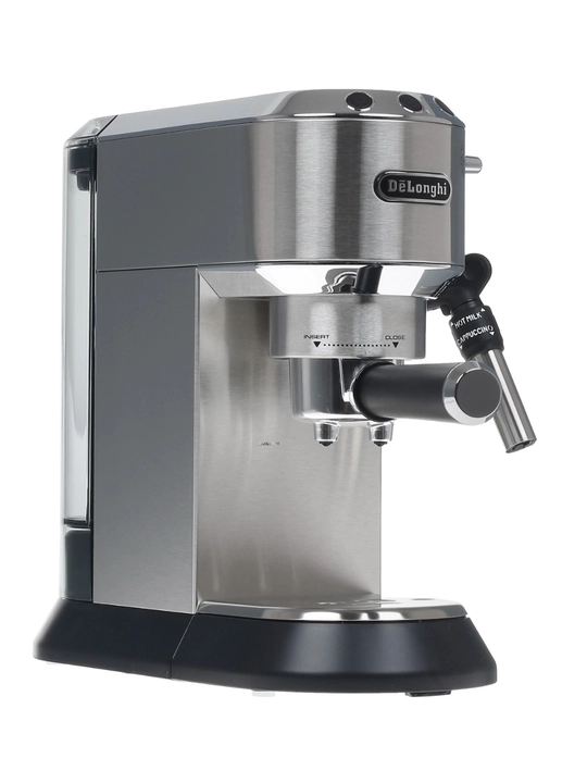 Кофеварка DeLonghi EC685.M