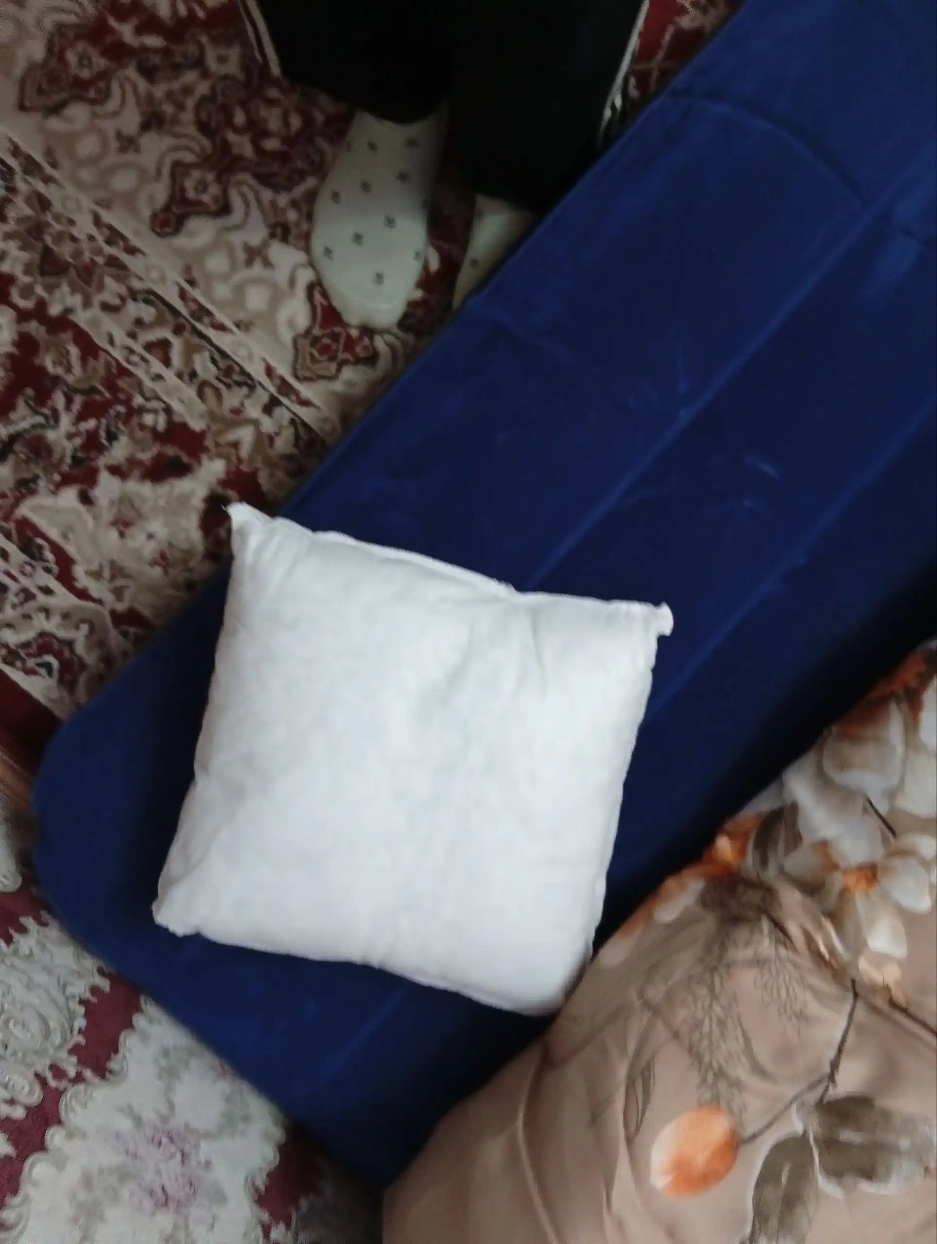 Ichki yostiq Lumi Kerna, yostiq qoplami uchun, g'ilof spandbond, to‘ld. hollofiber, 1 dona