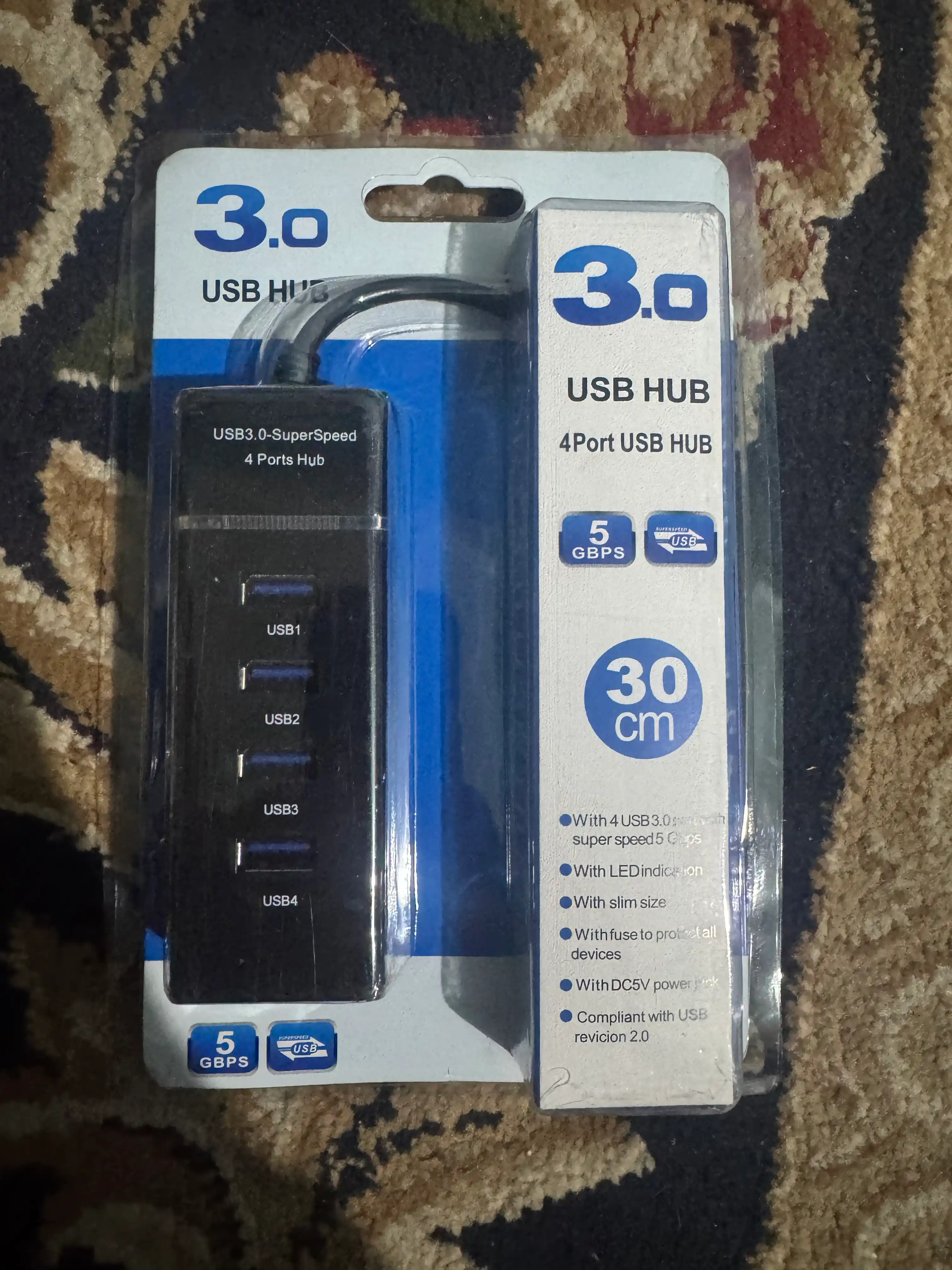 Simli quloqchinlar iPhone uchun Lightning kabeli, Bluetooth bilan