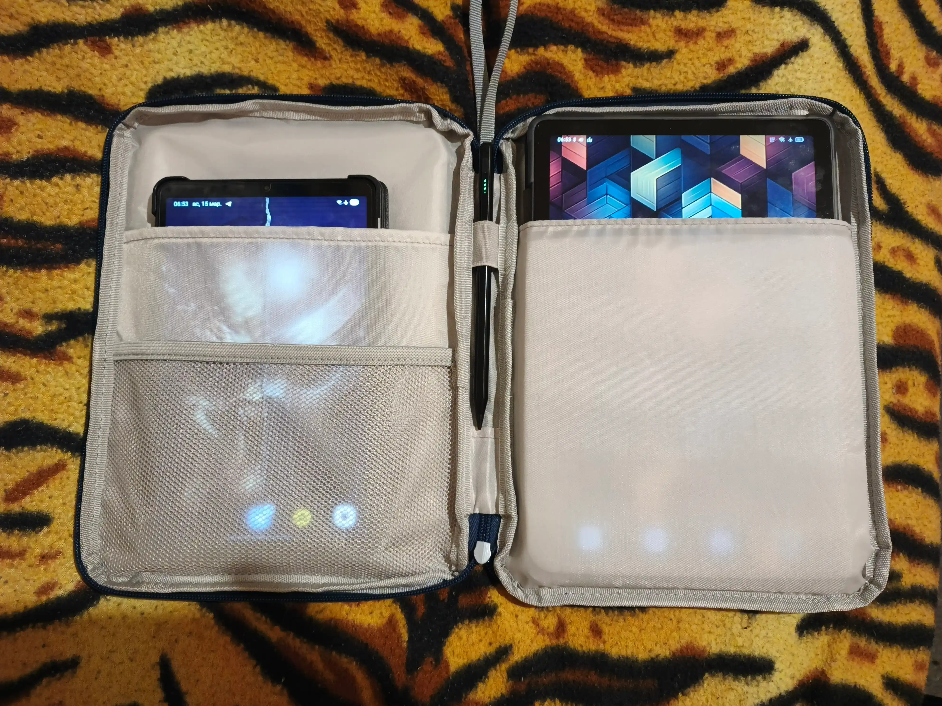 Planshetlar va elektron kitoblar uchun universal sumka, 10,9/12.9 o'lcham