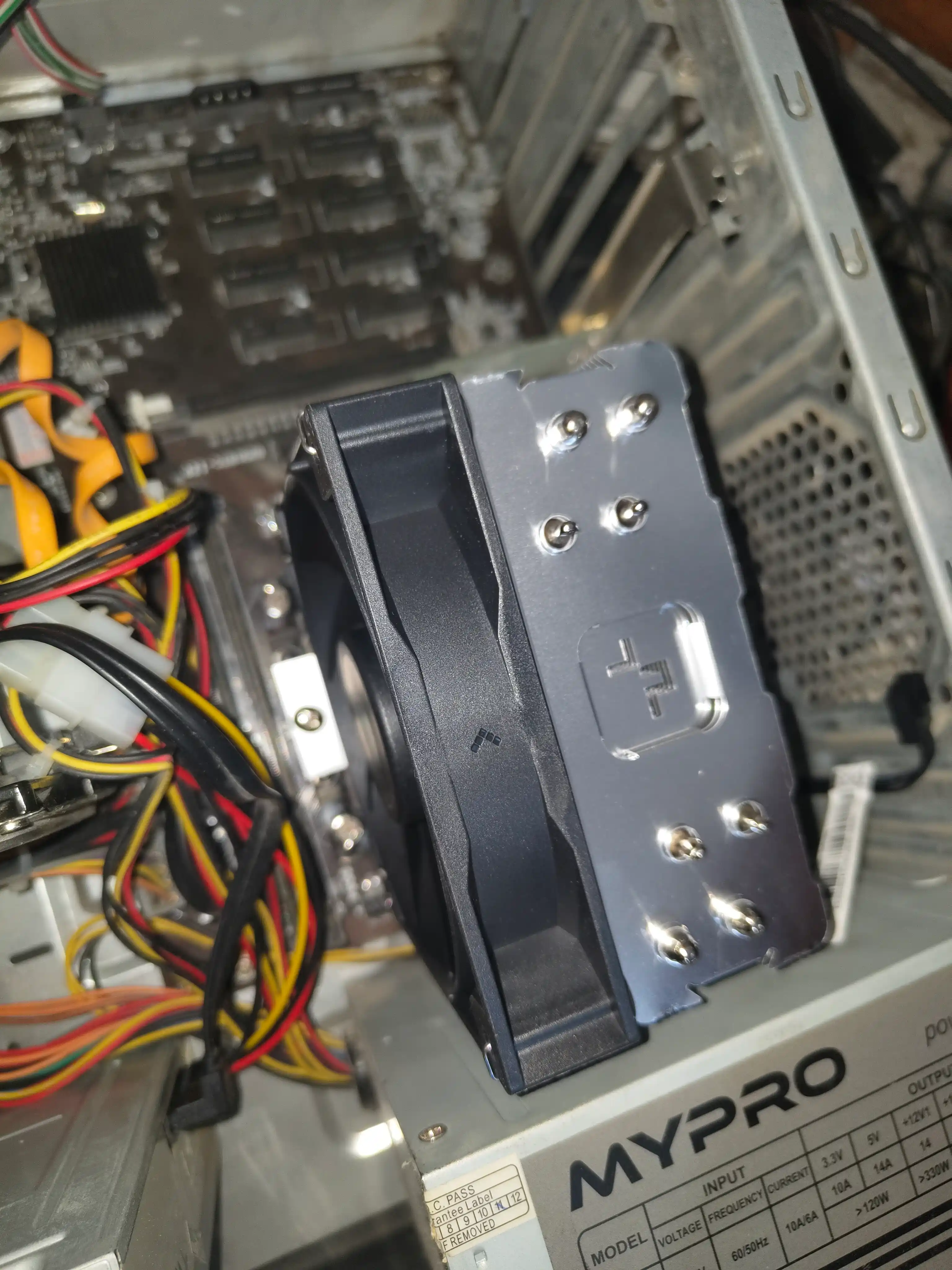Кулер для процессора Deepcool AG400 PLUS Dual-Fan 
