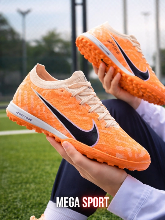 Futbol sarakanoshka Air Zoom TF, sun’iy maydon uchun futbol oyoq kiyimi - 