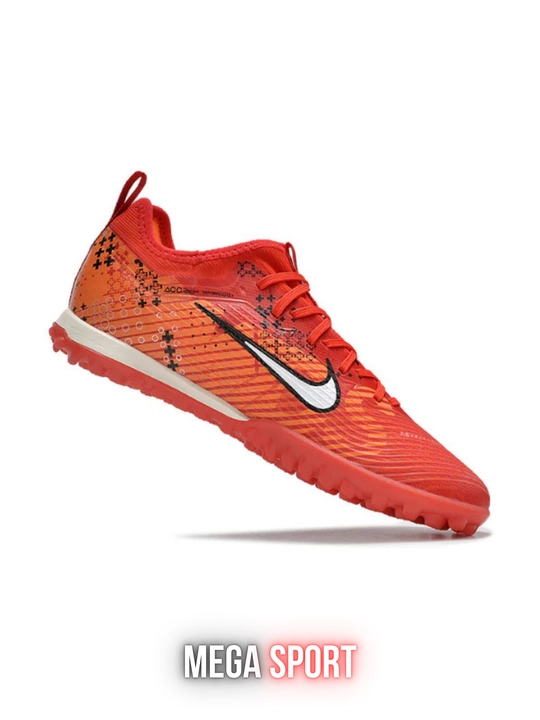 Futbol sarakanoshka Air Zoom TF, sun’iy maydon uchun futbol oyoq kiyimi