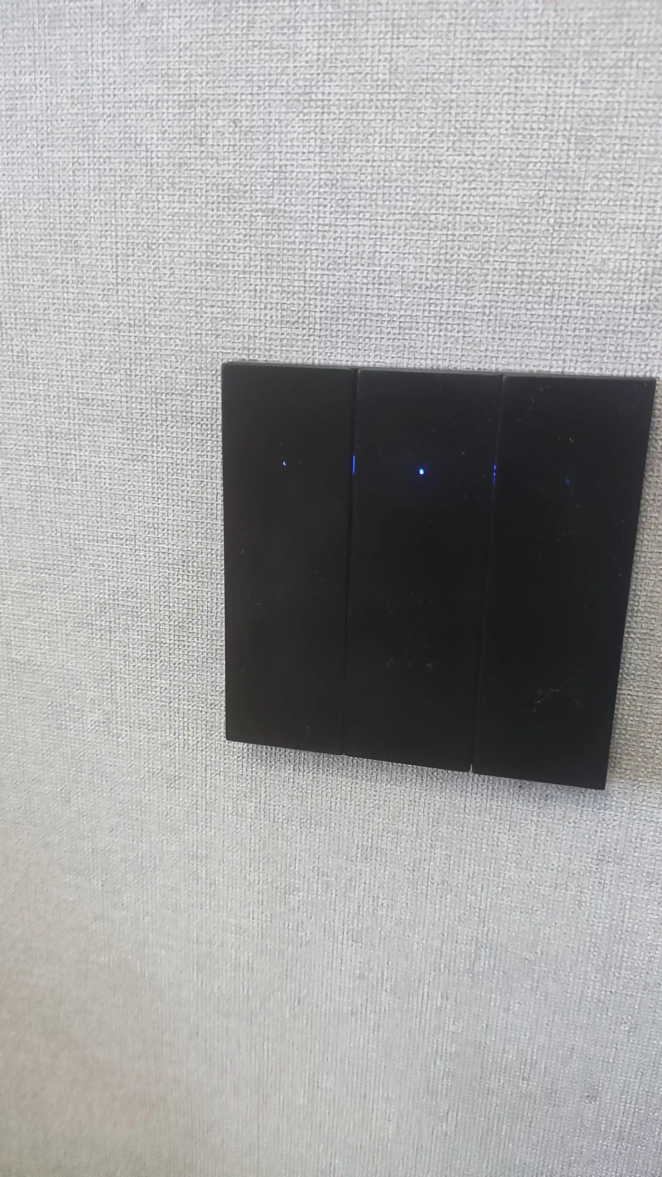 Aqlli o‘chirgich Wi-Fi, 1-2–3 zonali, LED indikatorli, devor uchun