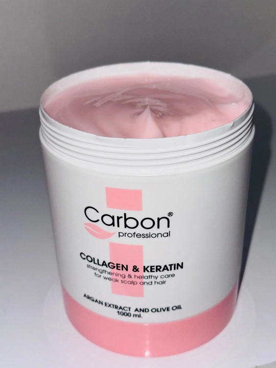 OMEGA Carbon Professional Бальзам для волос Collagen & Keratin Питает  и придаёт гладкость