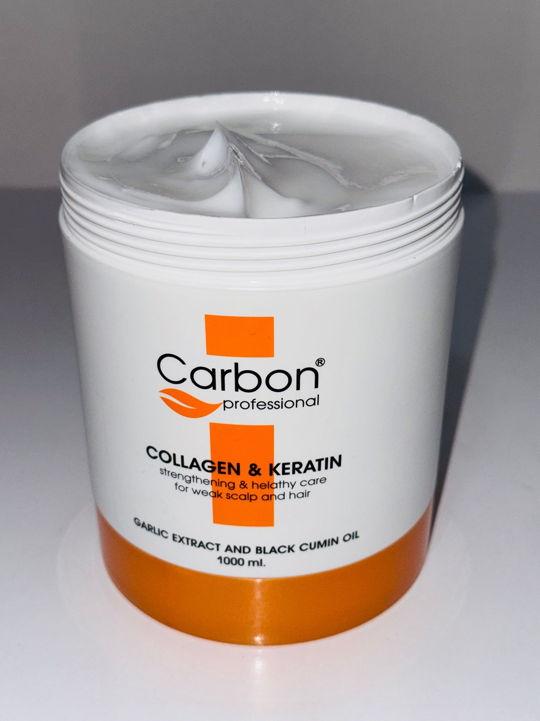 OMEGA Carbon Professional Бальзам для волос Collagen & Keratin Питает  и придаёт гладкость