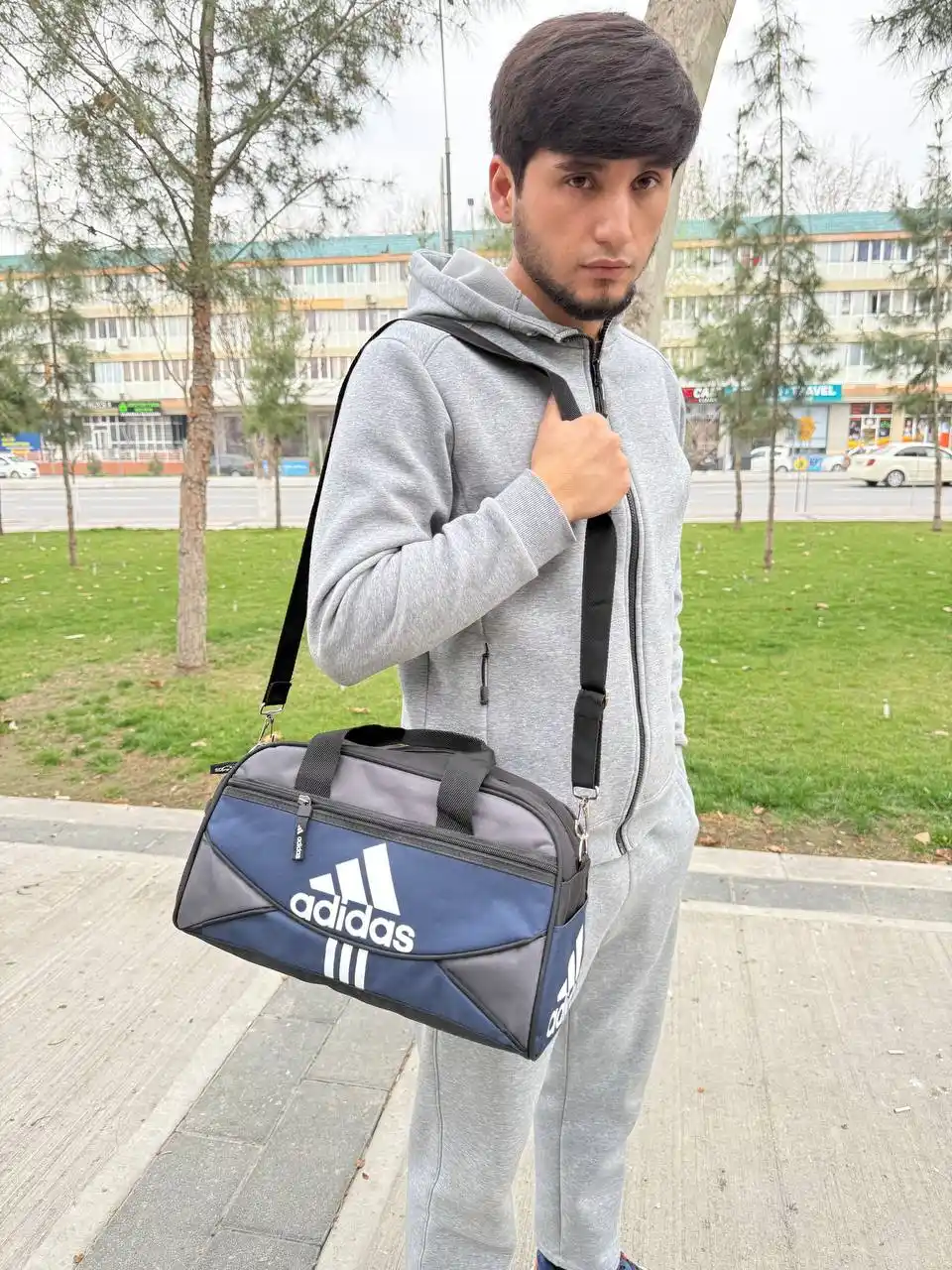 Kichik sport sumka 15L, sayohat va fitnes uchun, yengil va sig‘imli yo‘l sumkasi adidas