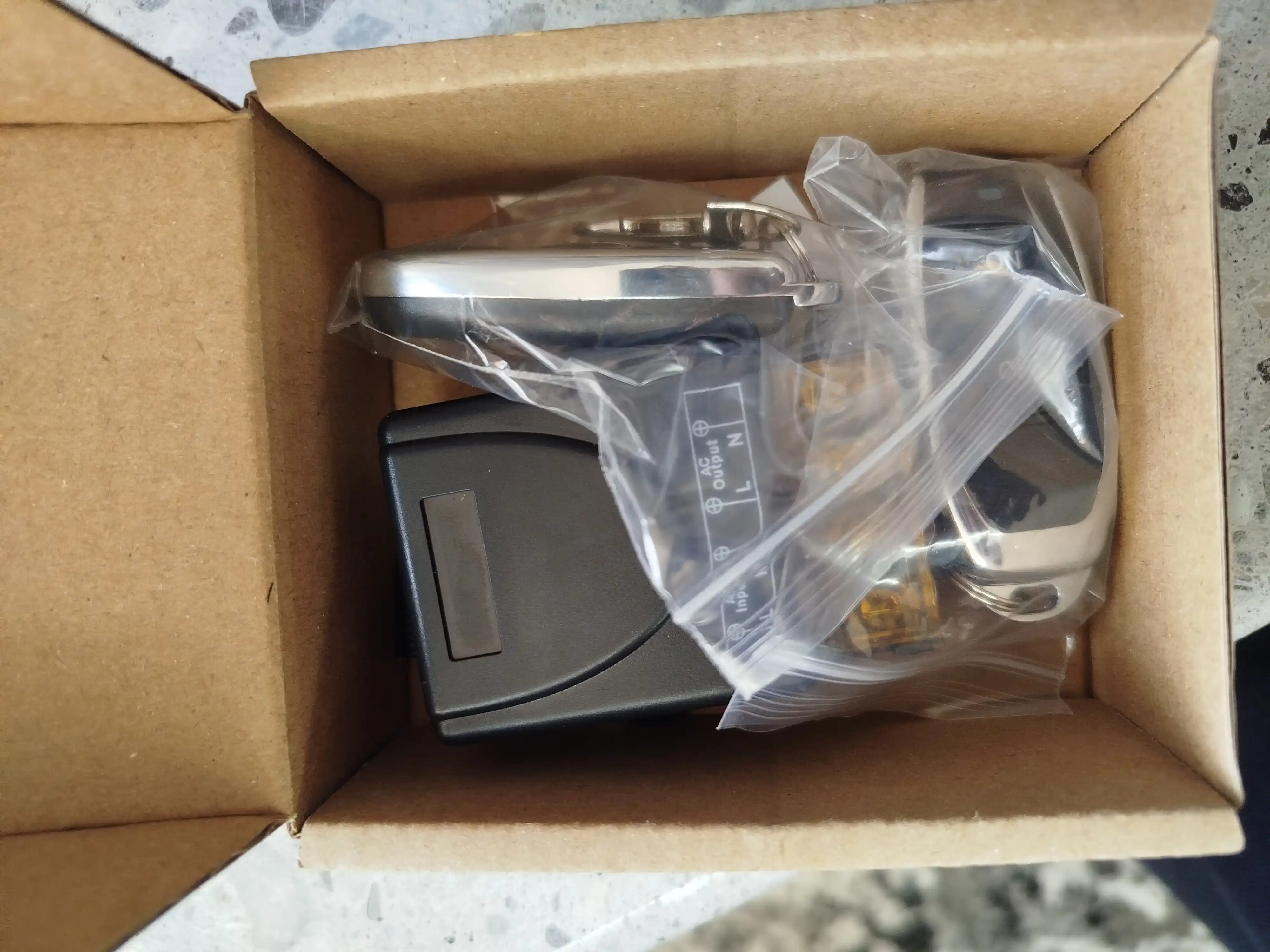 Pultda boshqariladigan rexkb 30A 220V / Simsiz RF 433MHz boshqaruv