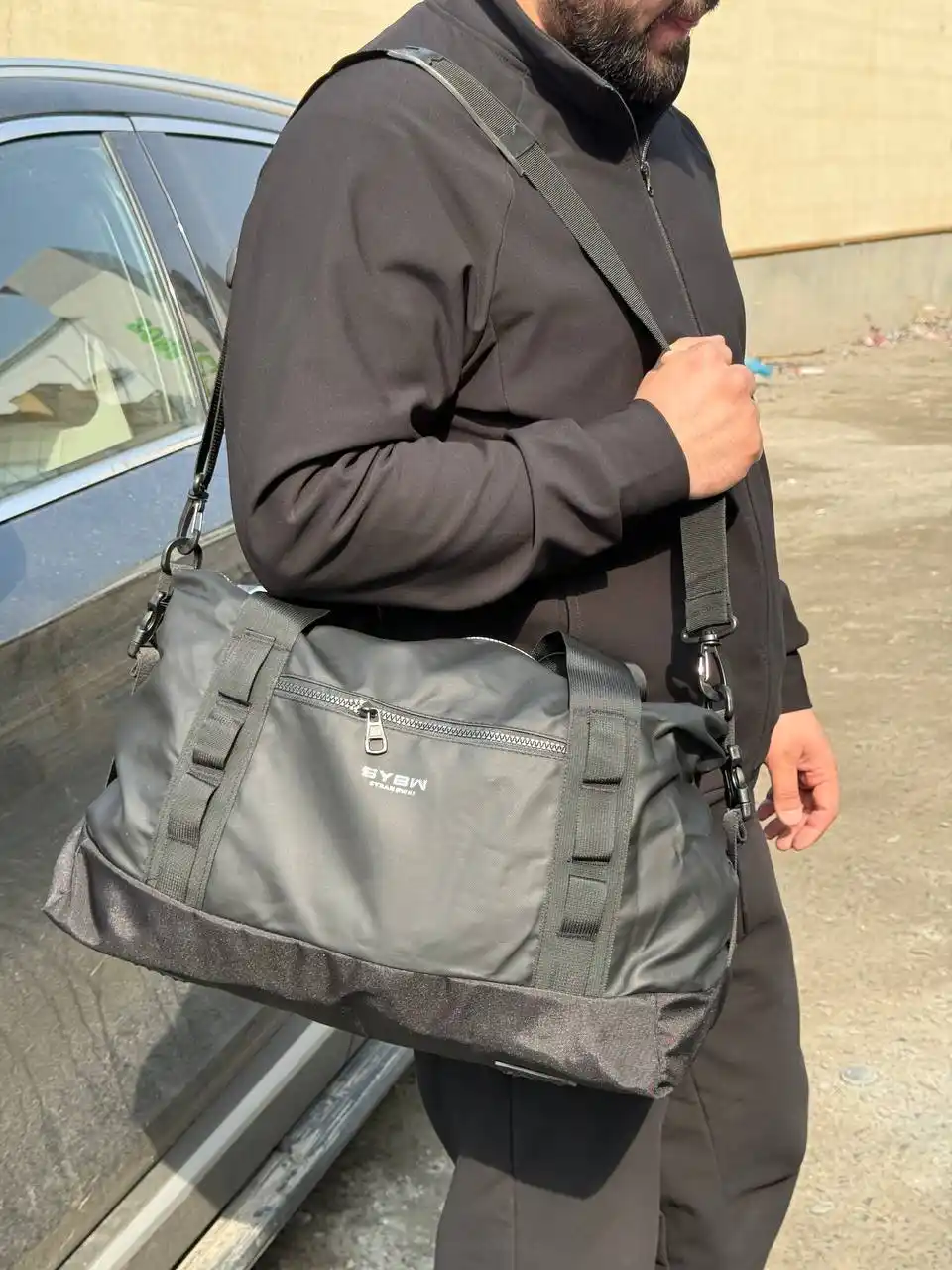 Sport va sayohat uchun sumka, katta sig‘imli, suvga chidamli, zal va safar uchun