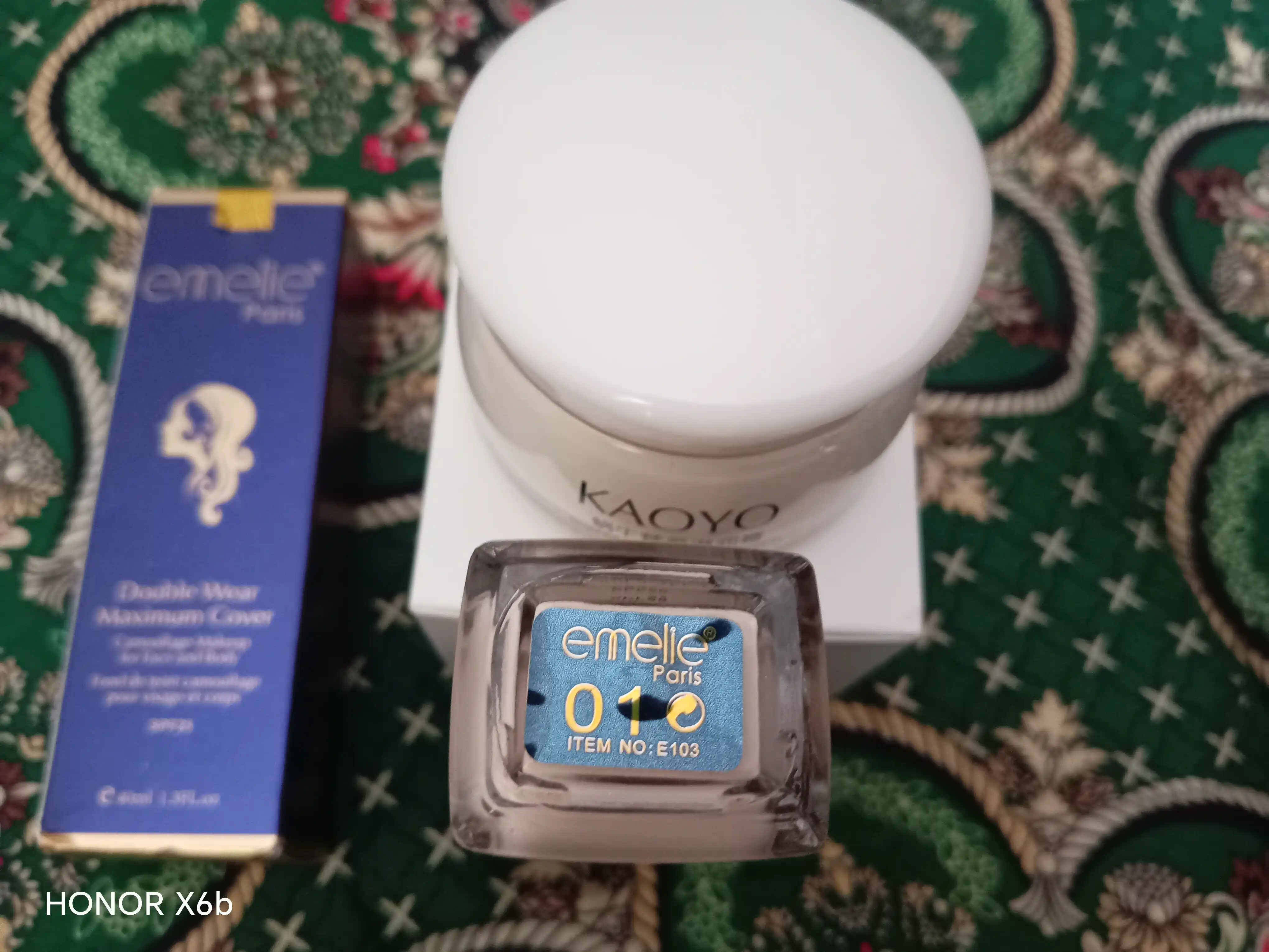 Тональный крем для лица Emelie SPF 25, увлажняющий, матовый тон, 40 мл, 1,3, E-103