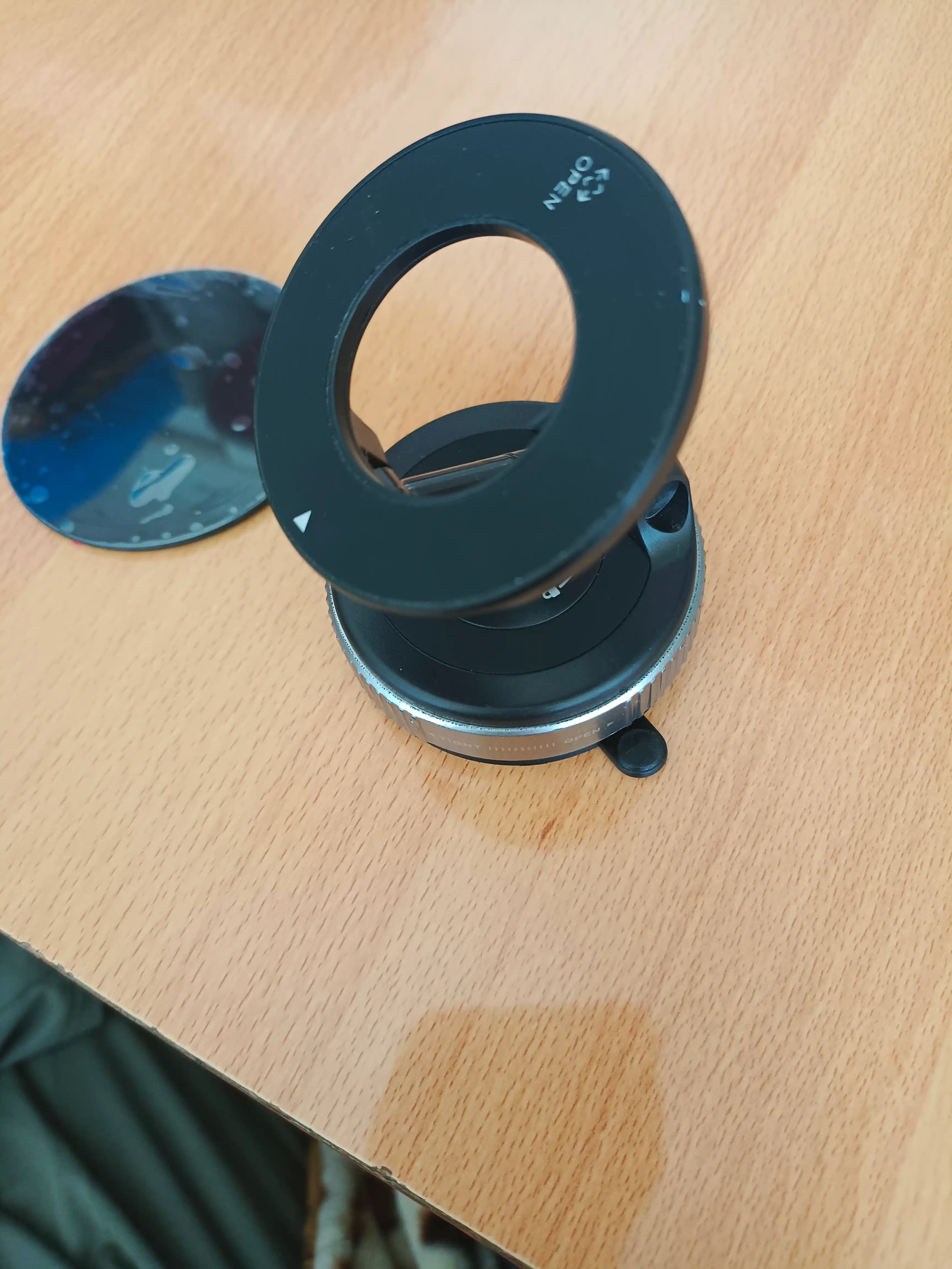 Magsafe telefoni uchun boshqariladigan vakuum so‘rg‘ich, magnitli telefon ushlagichi