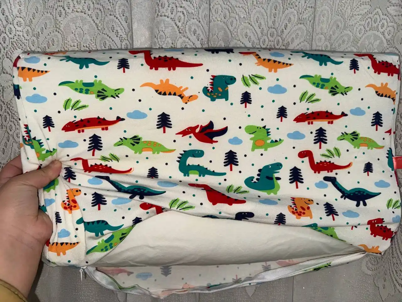Bolalar ortopedik uyqu yostigi, Memory Foam xotira effektiga ega toldiruvchi