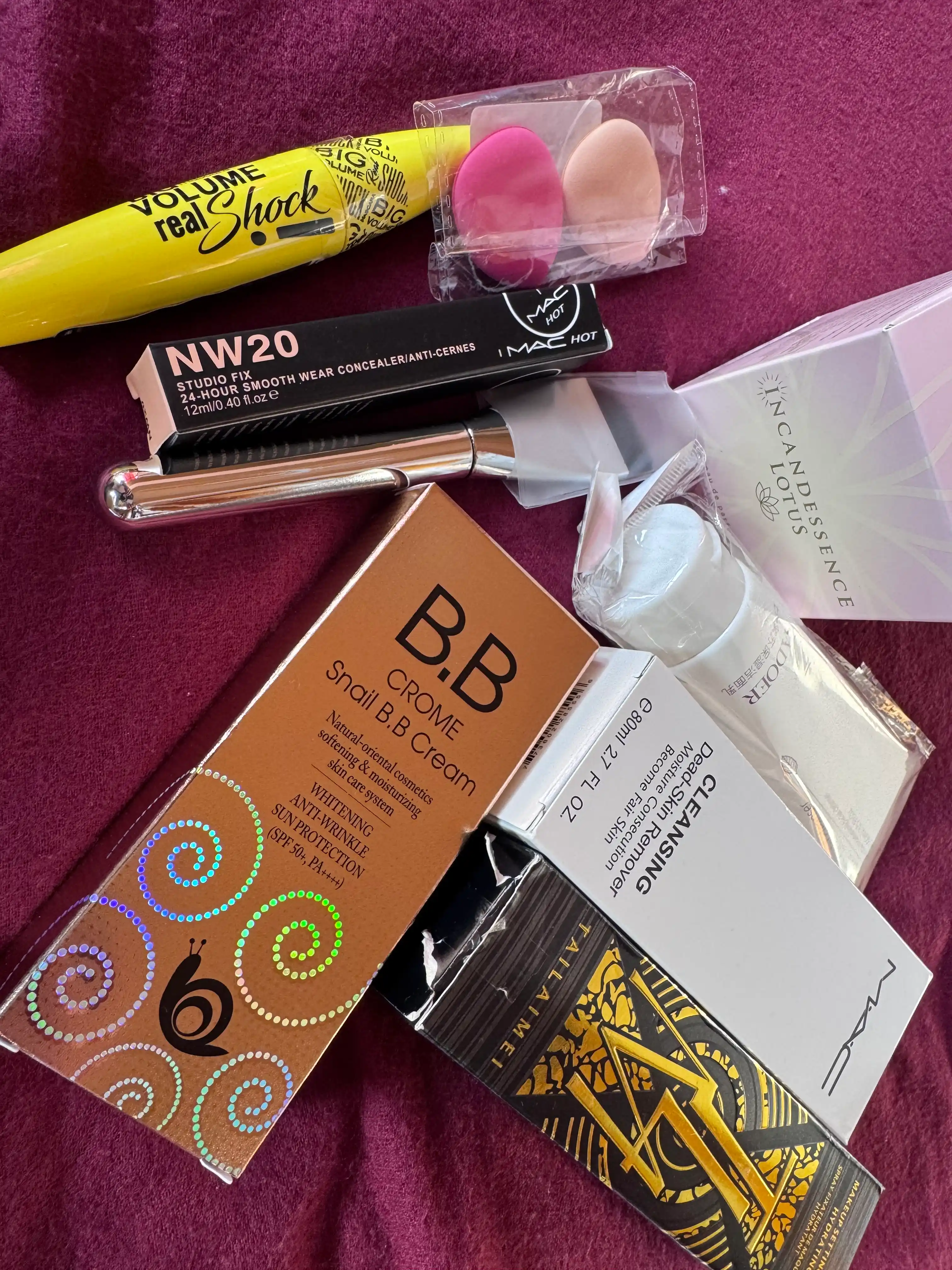 CROME SNAIL BB krem SPF 50, с муцином улитки, отбеливающий тональный крем